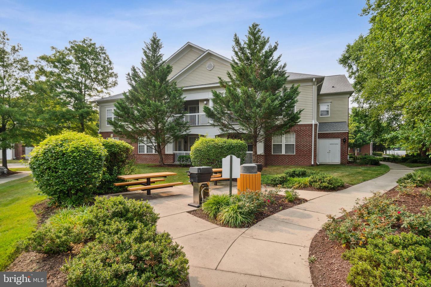 42432 Hollyhock TERRACE Unit: 104