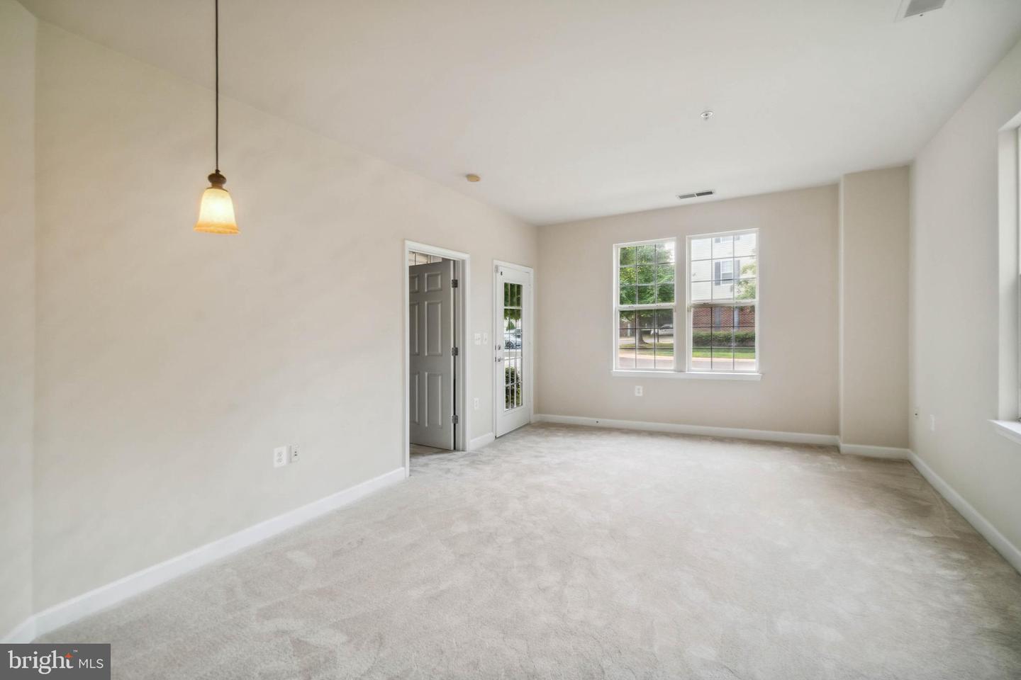 42432 Hollyhock TERRACE Unit: 104