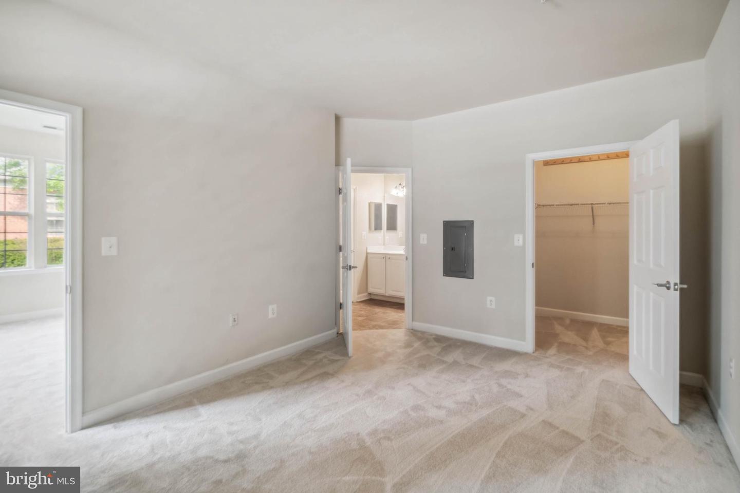 42432 Hollyhock TERRACE Unit: 104