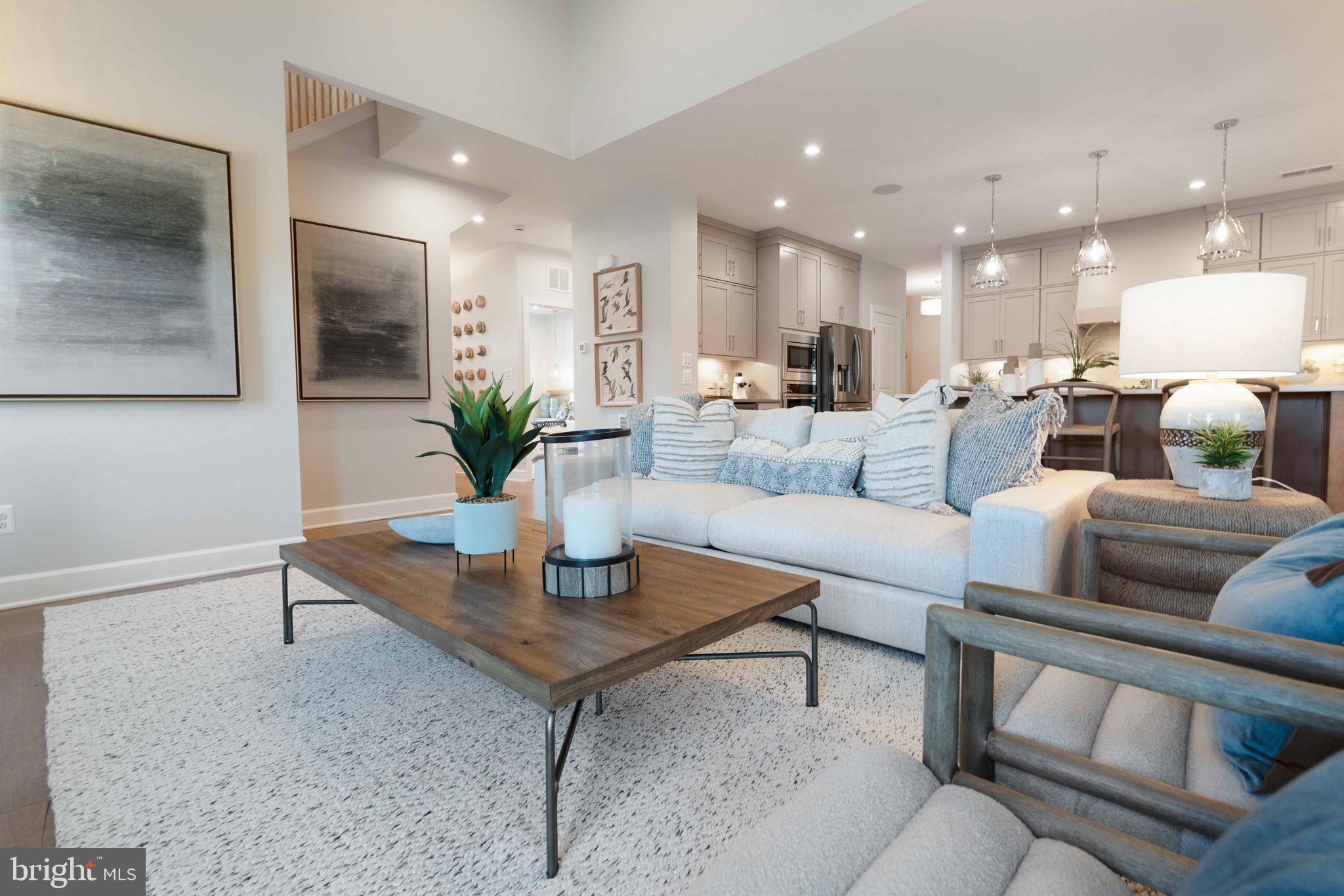 43041 Greeley SQUARE