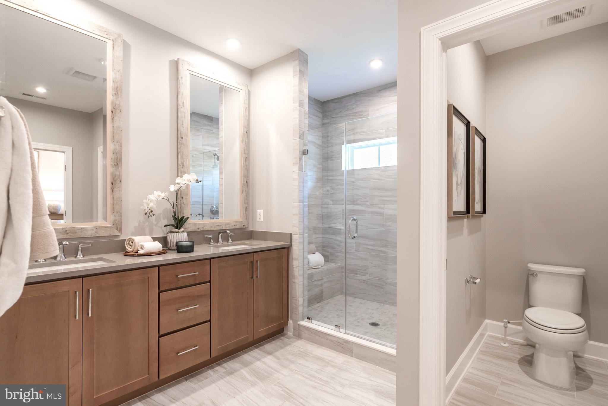 43041 Greeley SQUARE