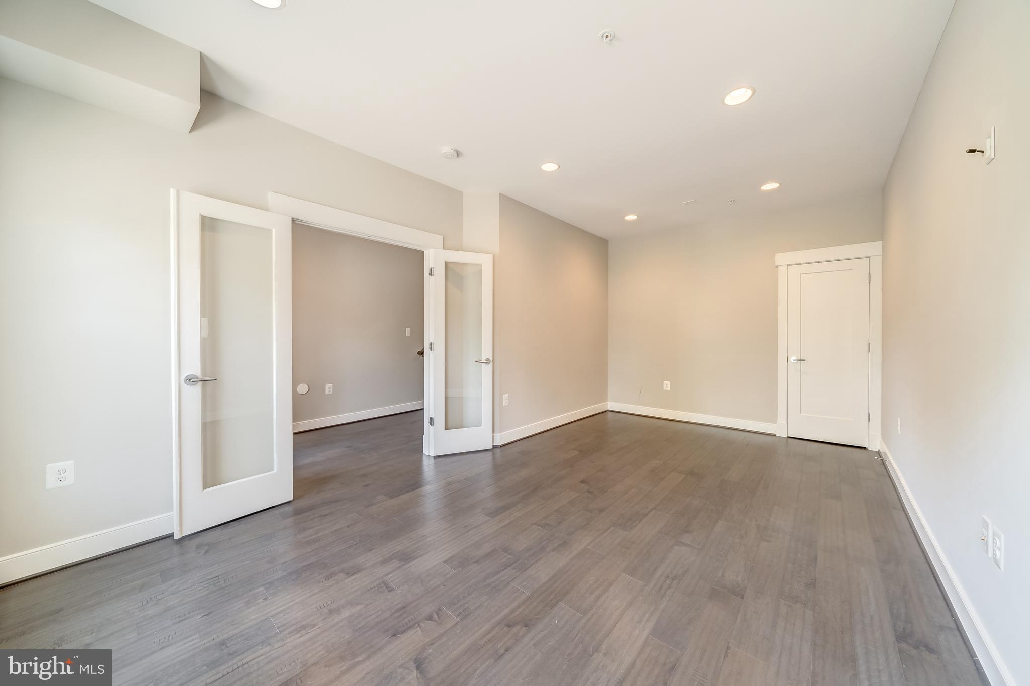 22883 Ember Brook CIRCLE