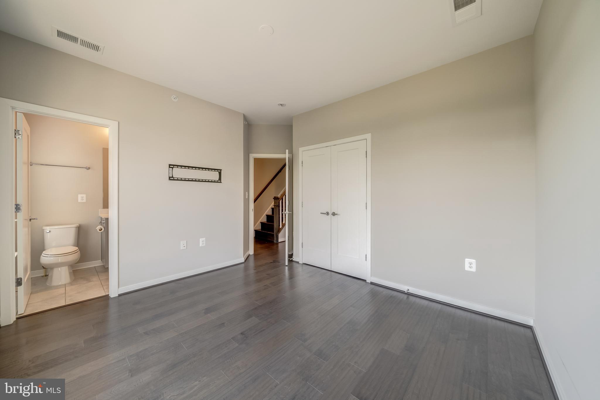 22883 Ember Brook CIRCLE