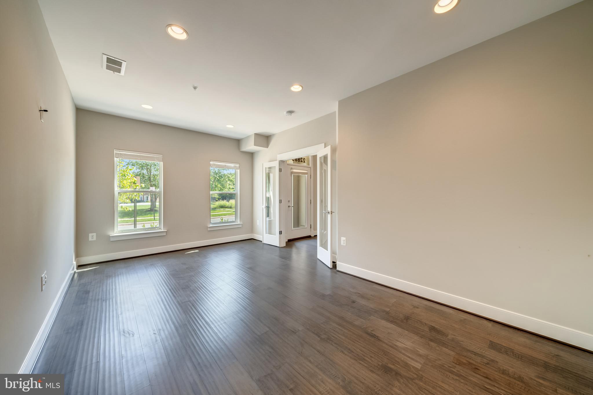 22883 Ember Brook CIRCLE