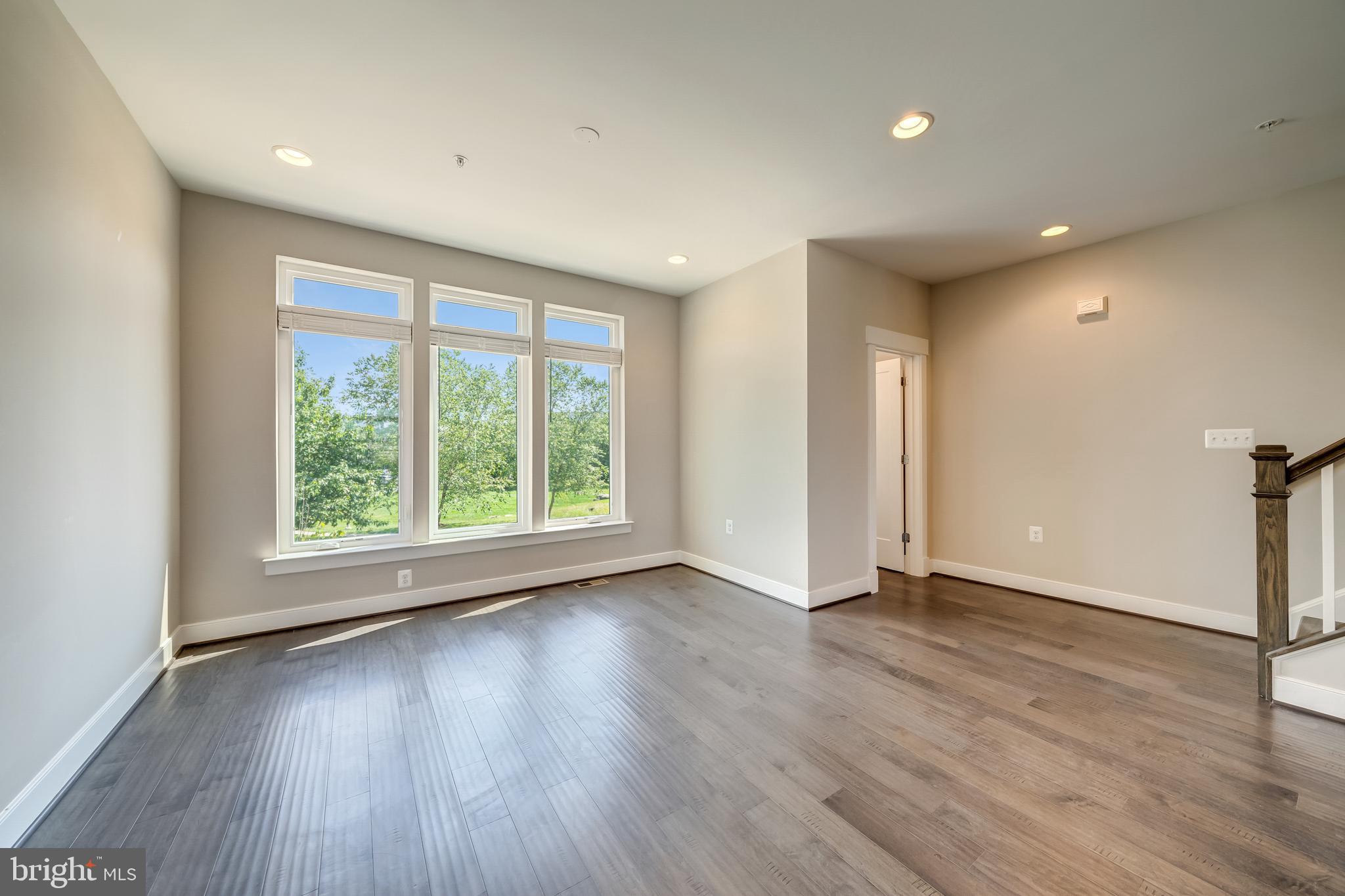 22883 Ember Brook CIRCLE