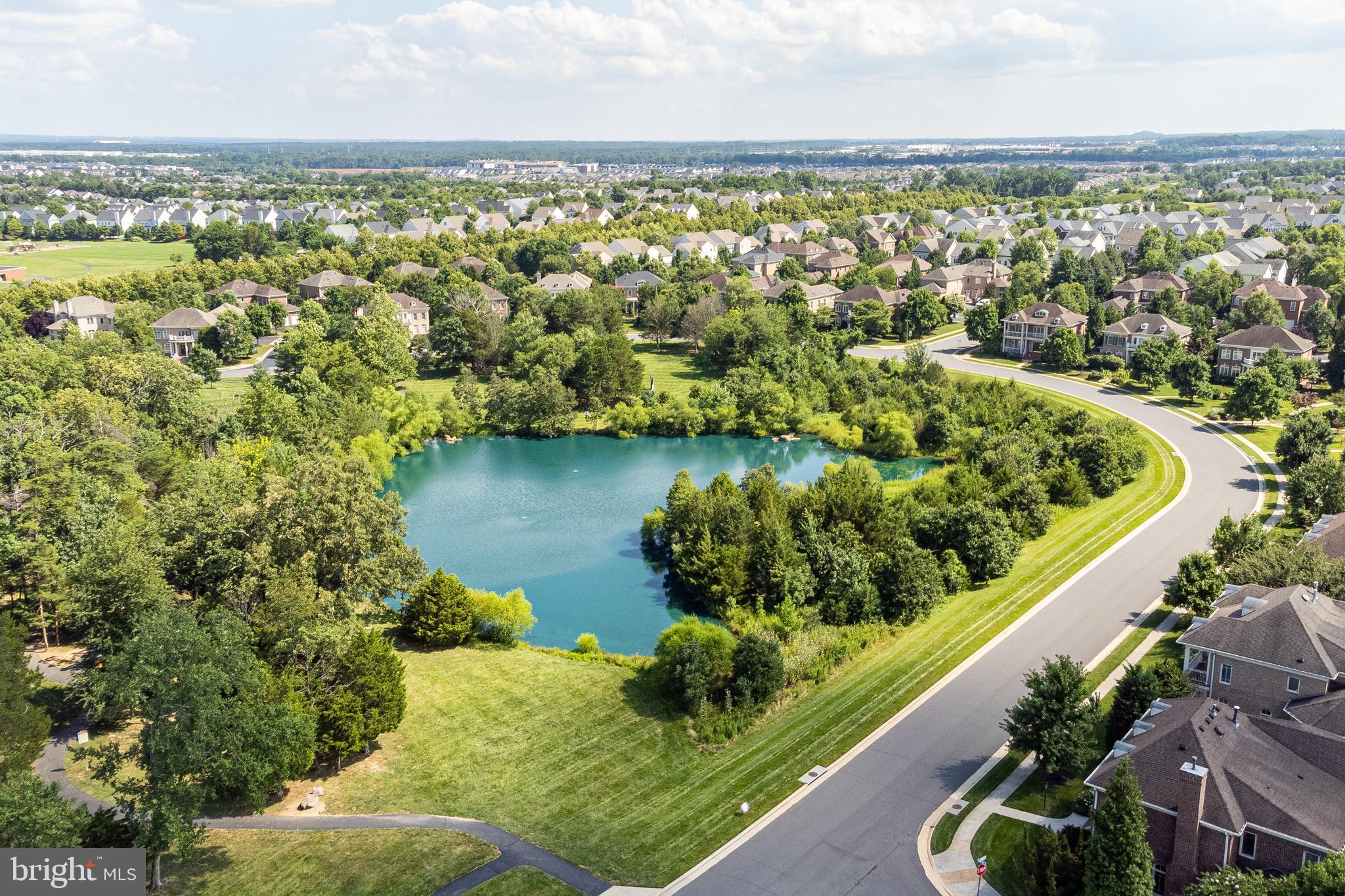 22883 Ember Brook CIRCLE