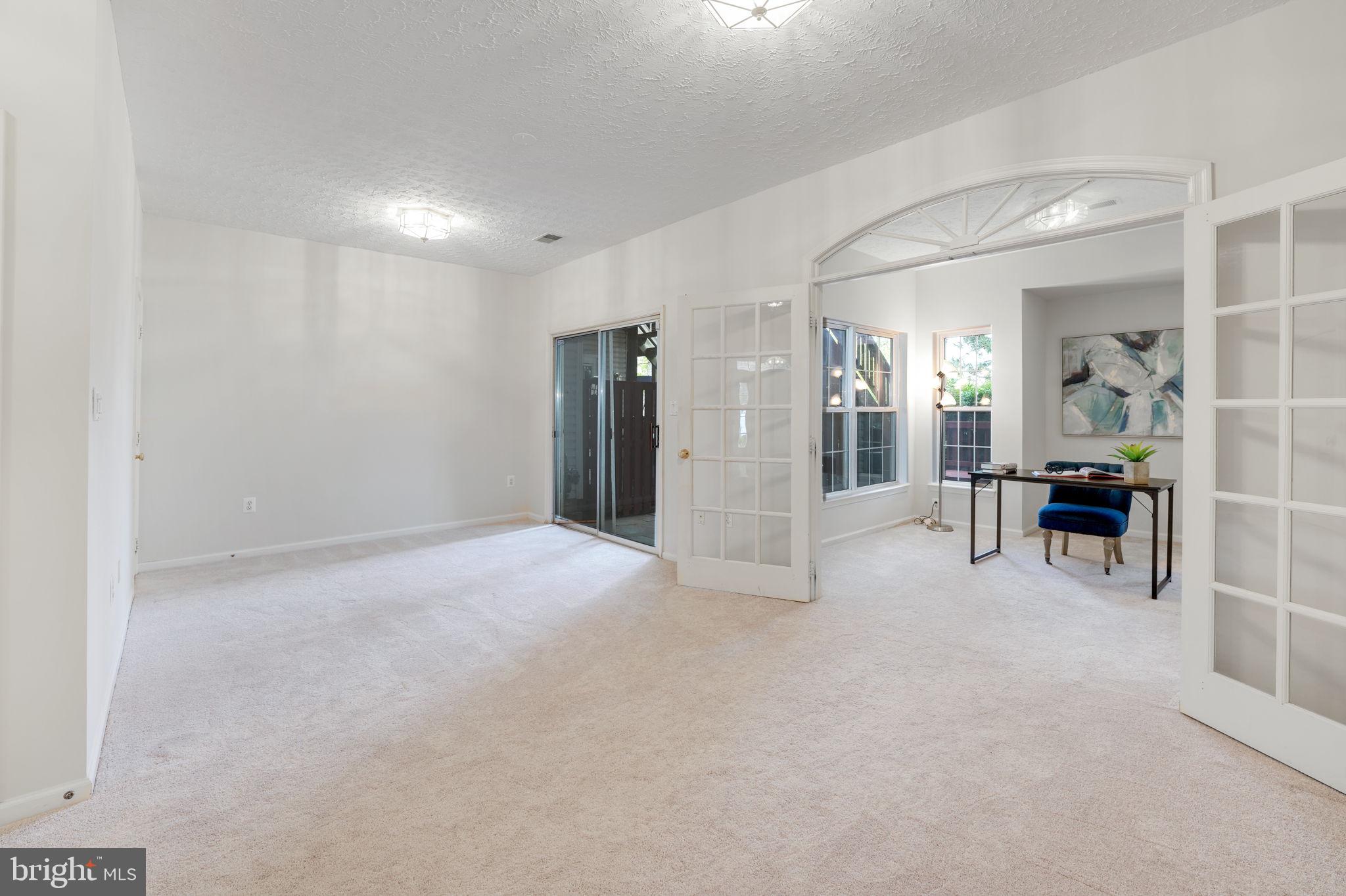 44032 Rising Sun TERRACE