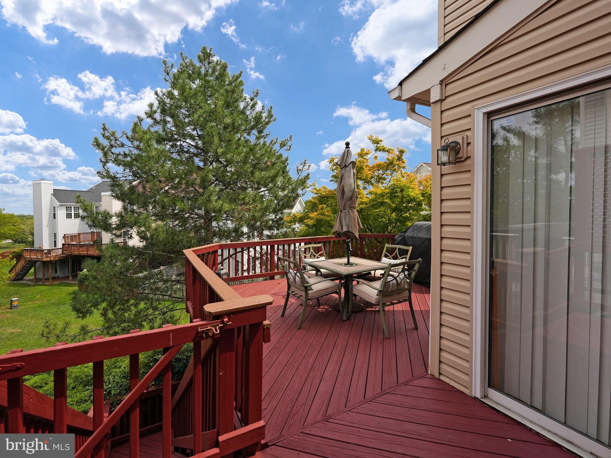 44032 Rising Sun TERRACE
