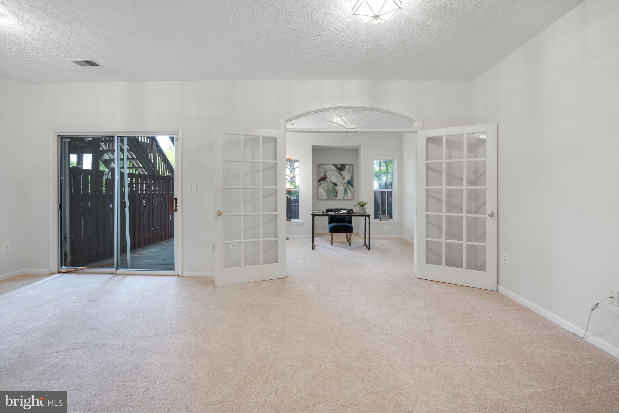 44032 Rising Sun TERRACE