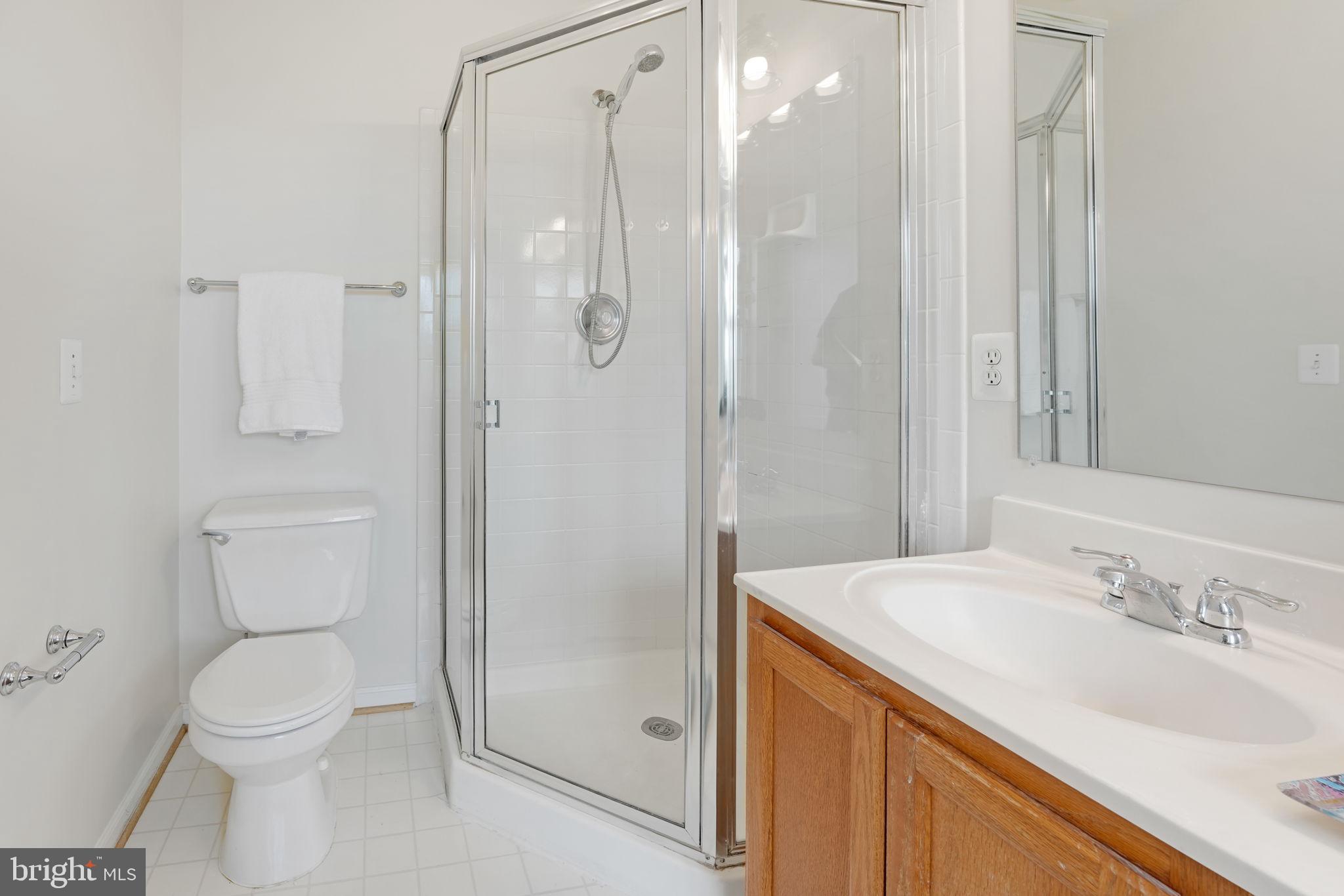 44032 Rising Sun TERRACE