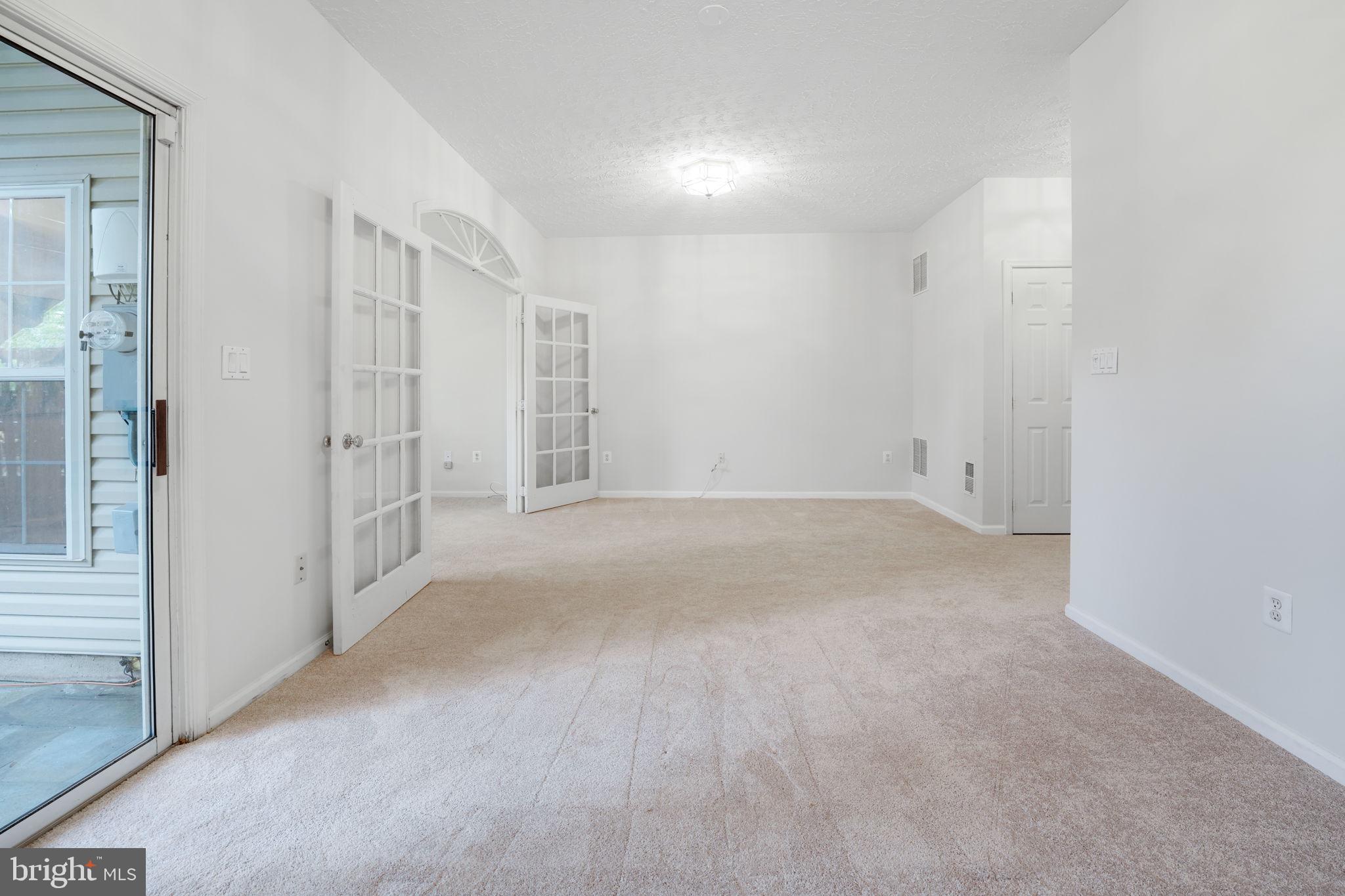 44032 Rising Sun TERRACE