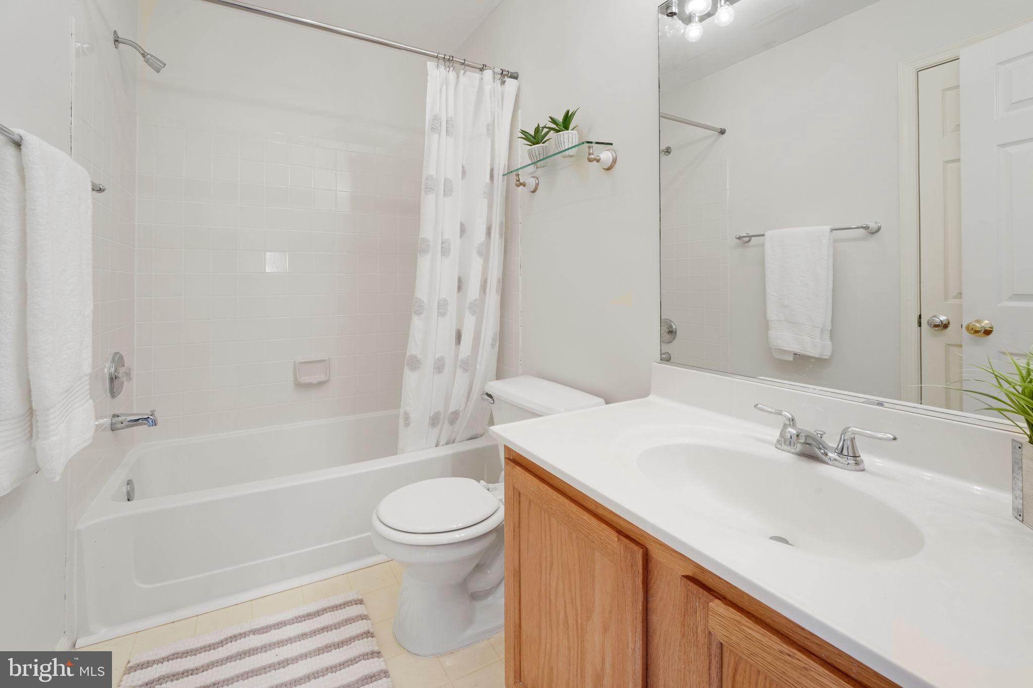 44032 Rising Sun TERRACE