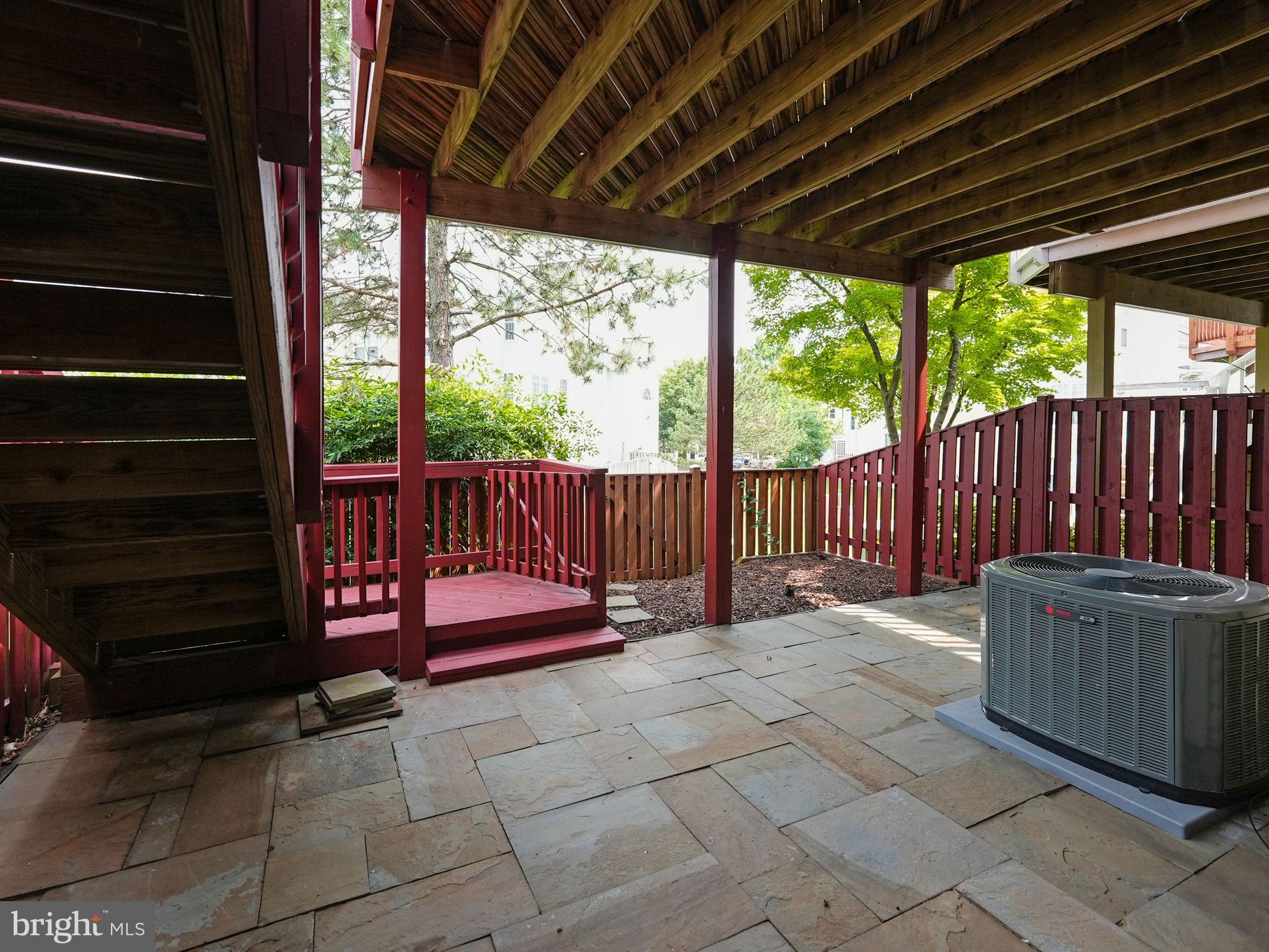 44032 Rising Sun TERRACE