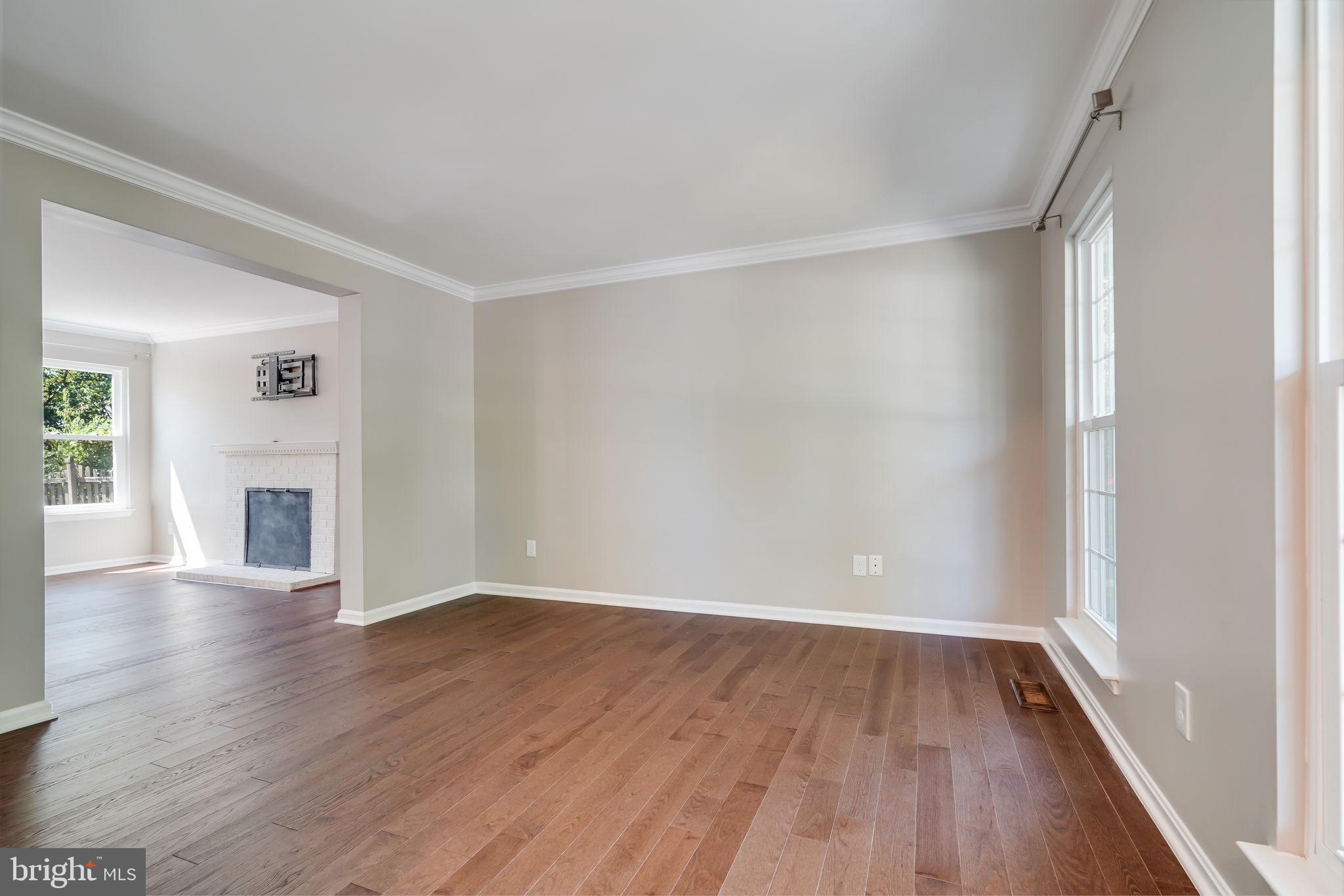 211 Foxborough DRIVE SW