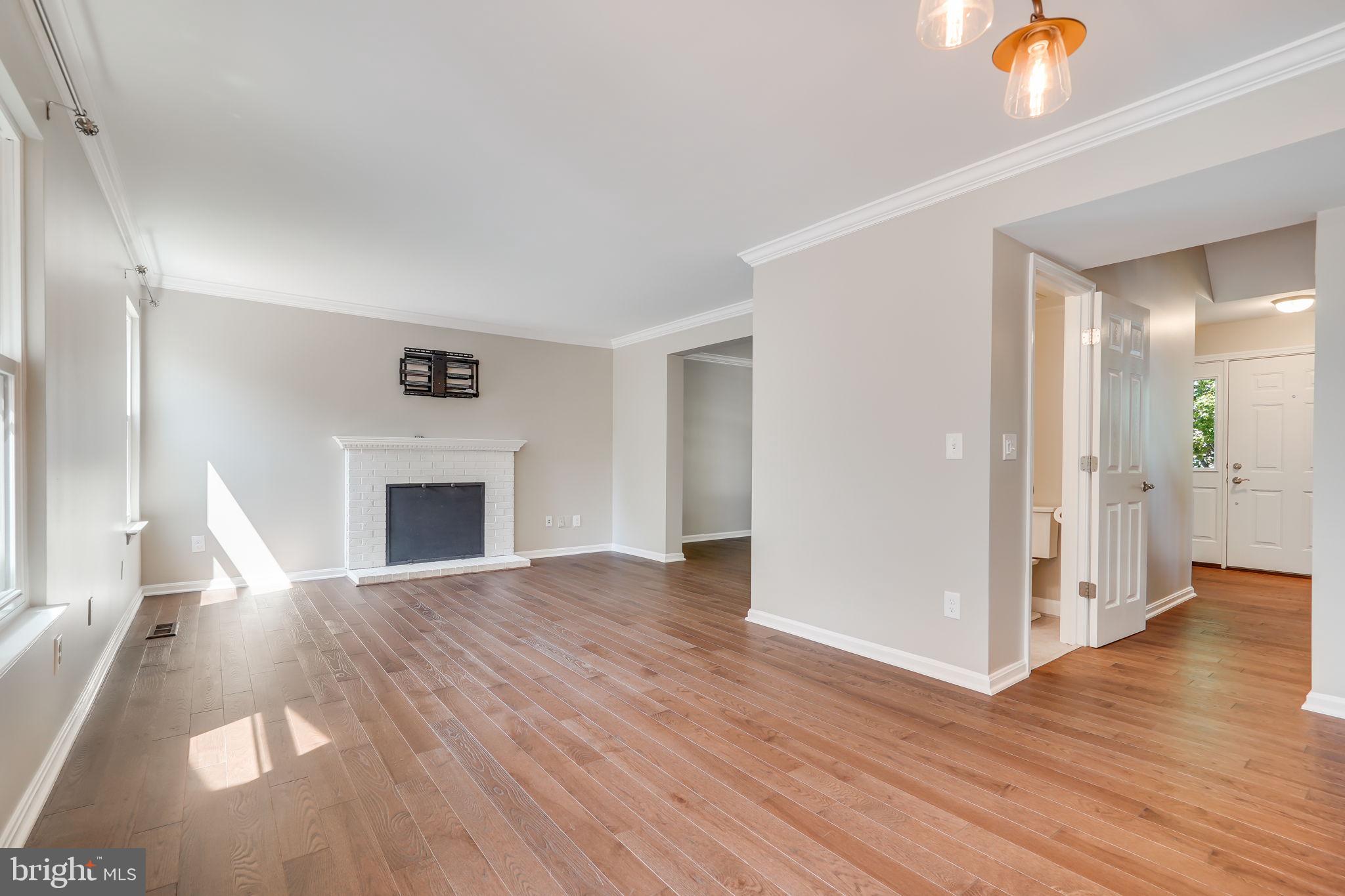 211 Foxborough DRIVE SW