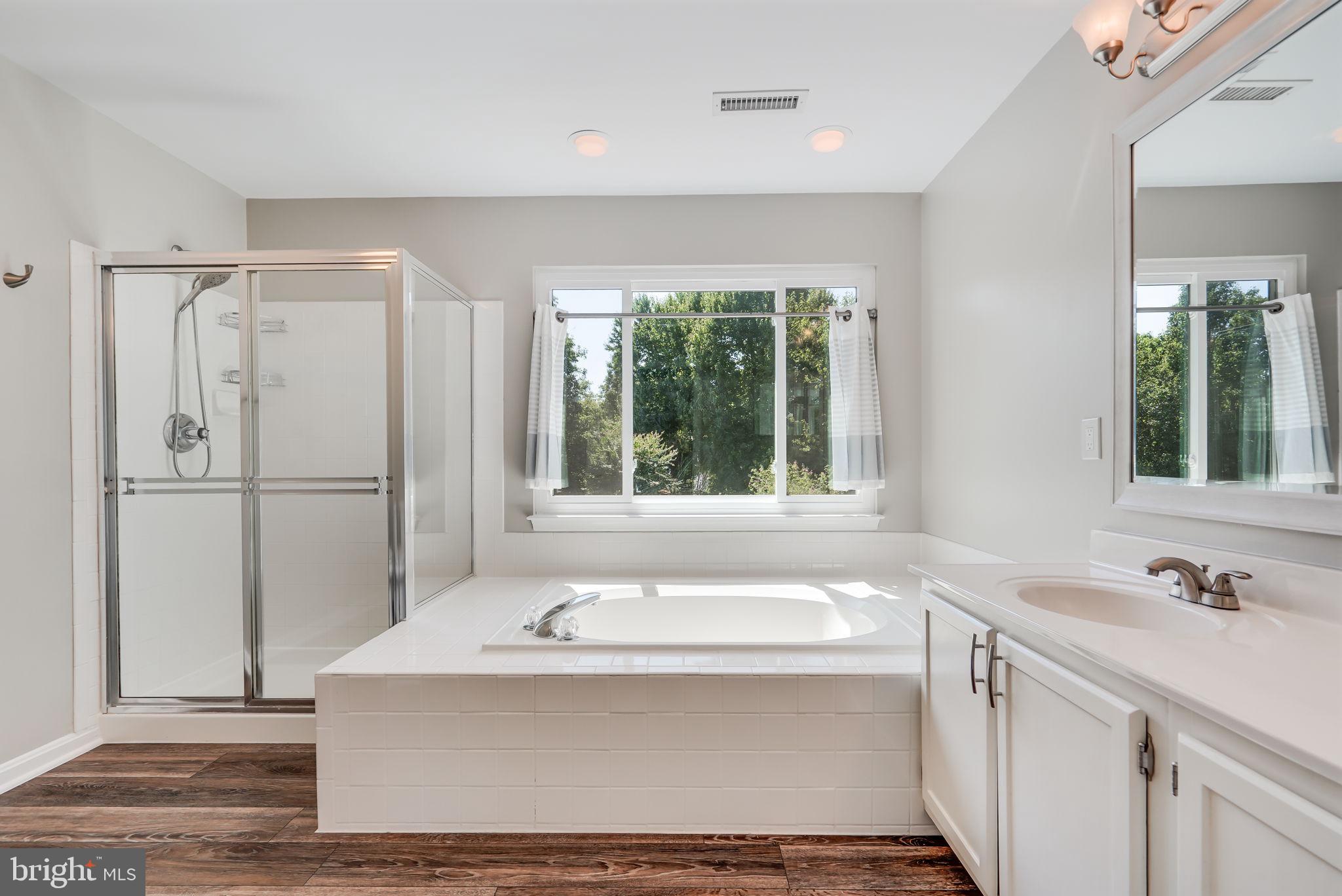 211 Foxborough DRIVE SW