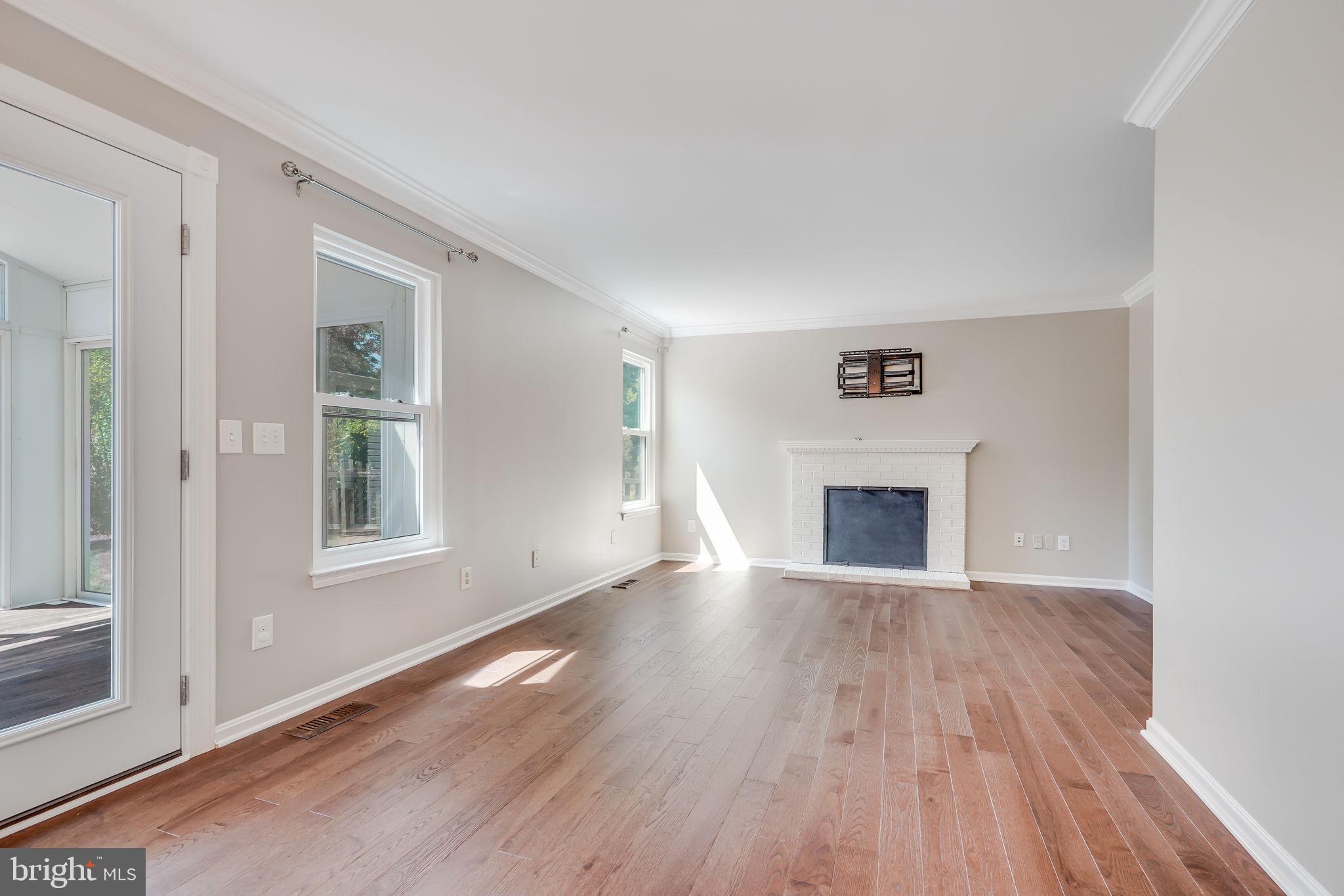 211 Foxborough DRIVE SW