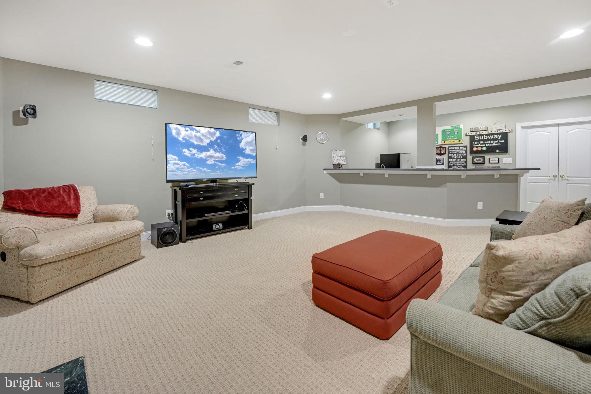 42824 Heritage Oak COURT