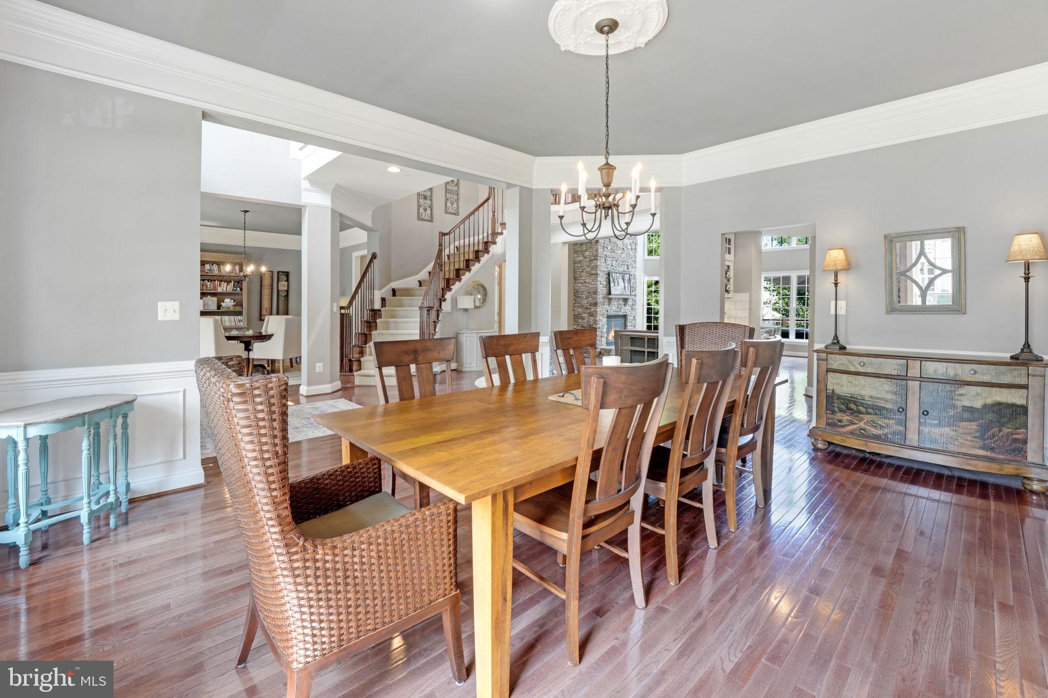 42824 Heritage Oak COURT