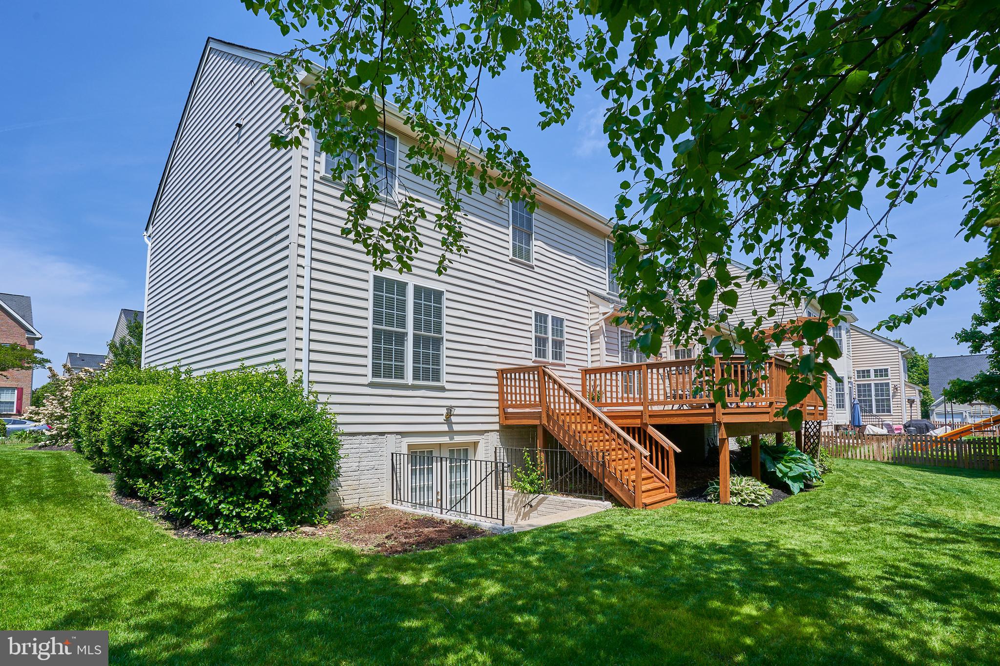 24770 Wind River DRIVE