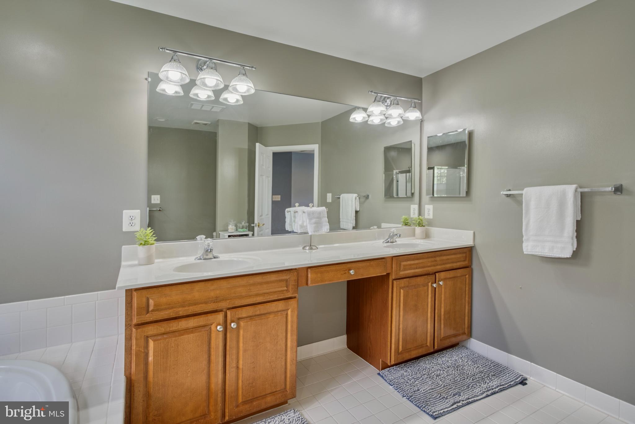 24770 Wind River DRIVE