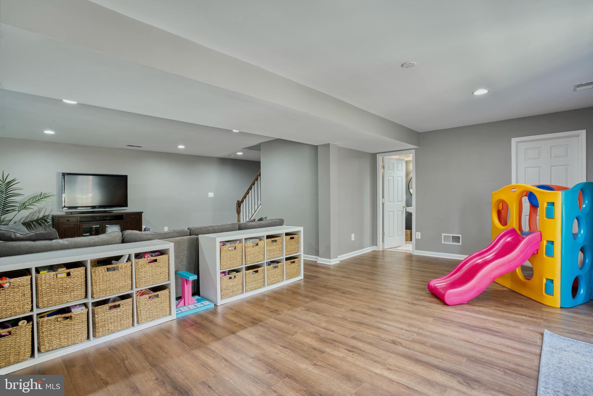 24770 Wind River DRIVE