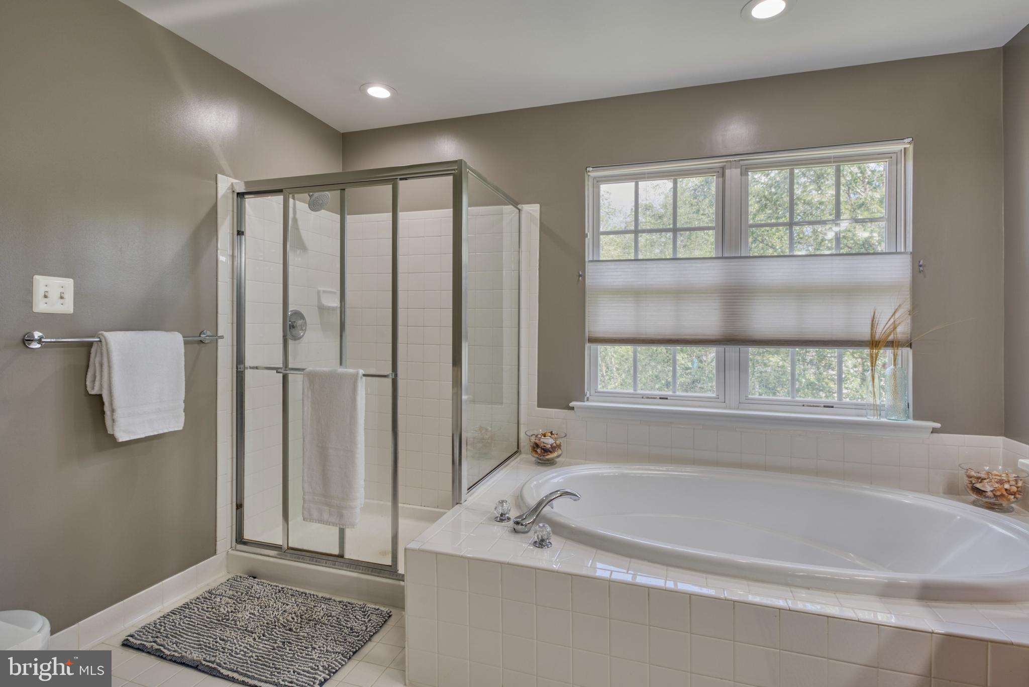 24770 Wind River DRIVE