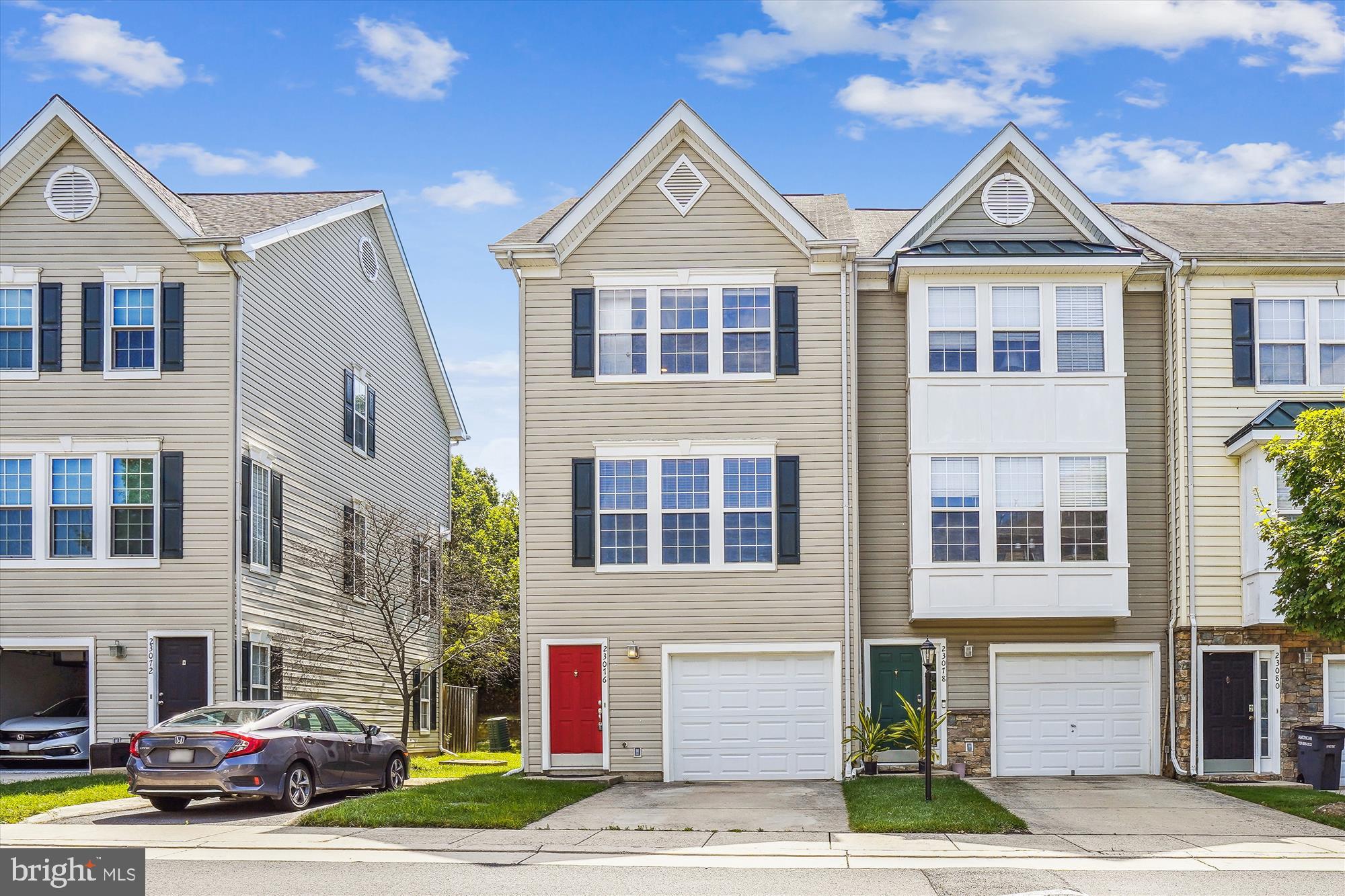 23076 Fontwell SQUARE