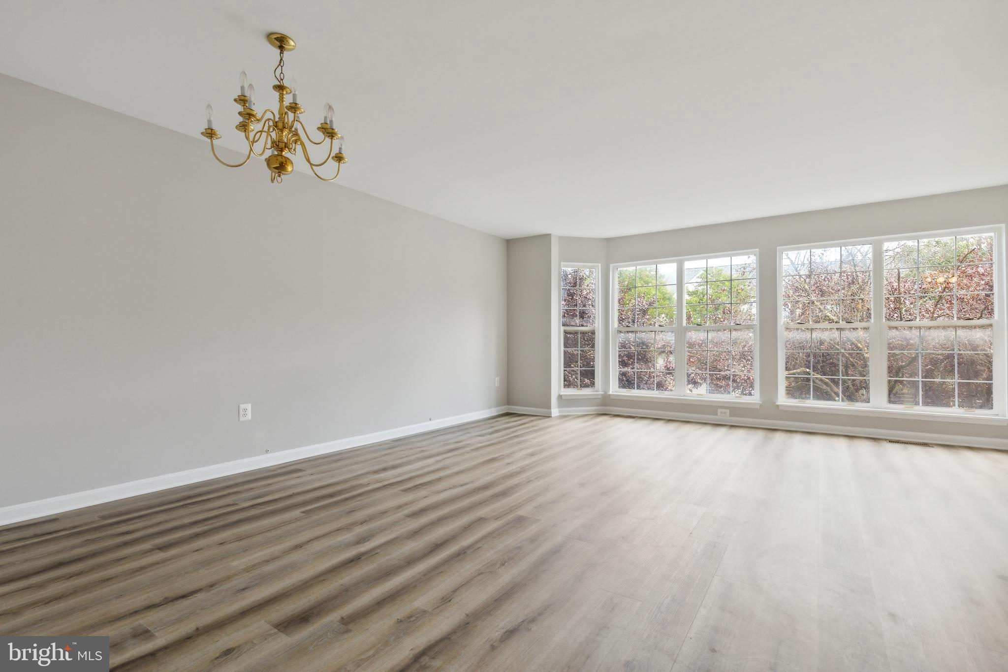 20397 Volley TERRACE