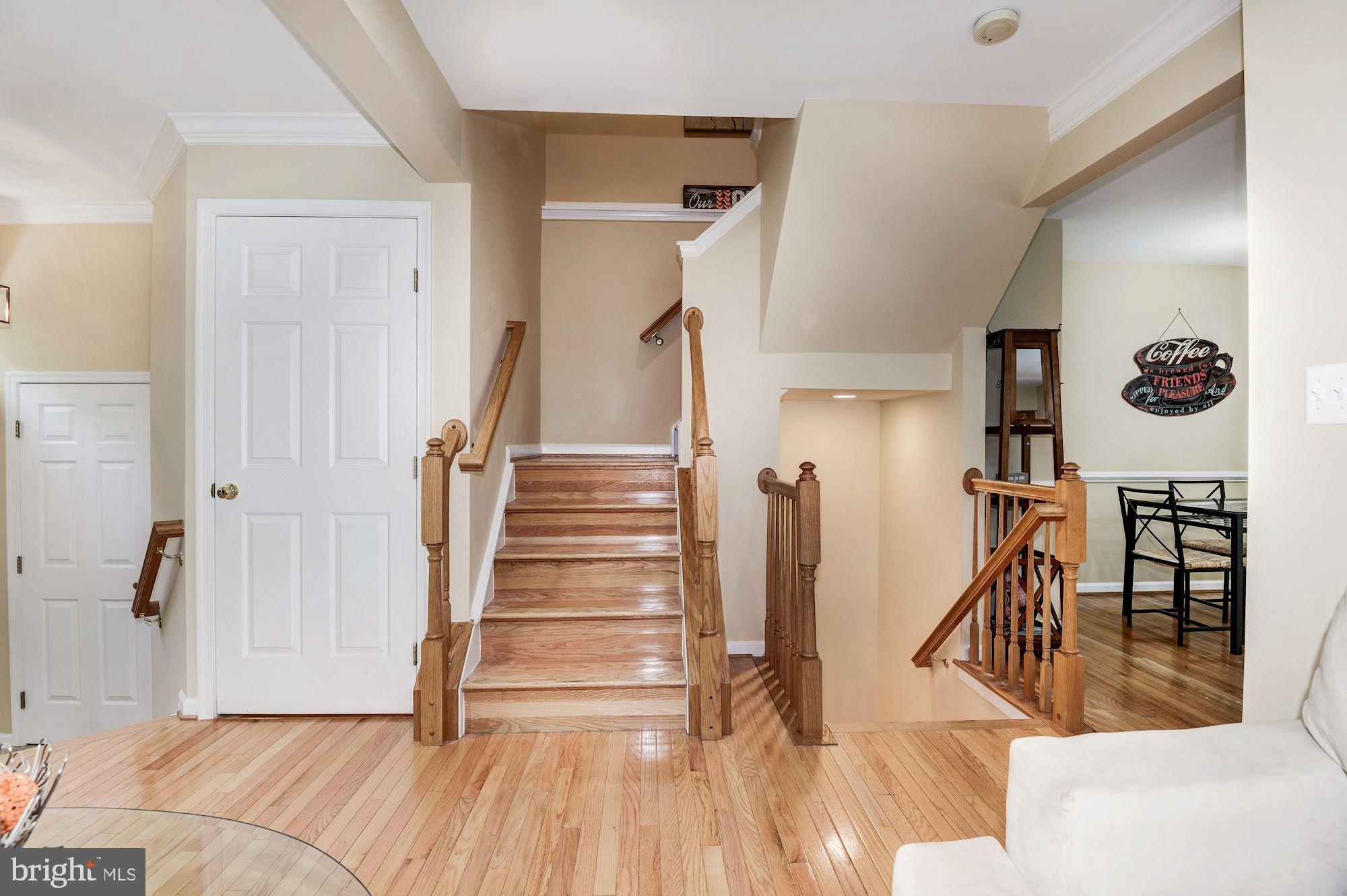 23017 Potomac Hill SQUARE