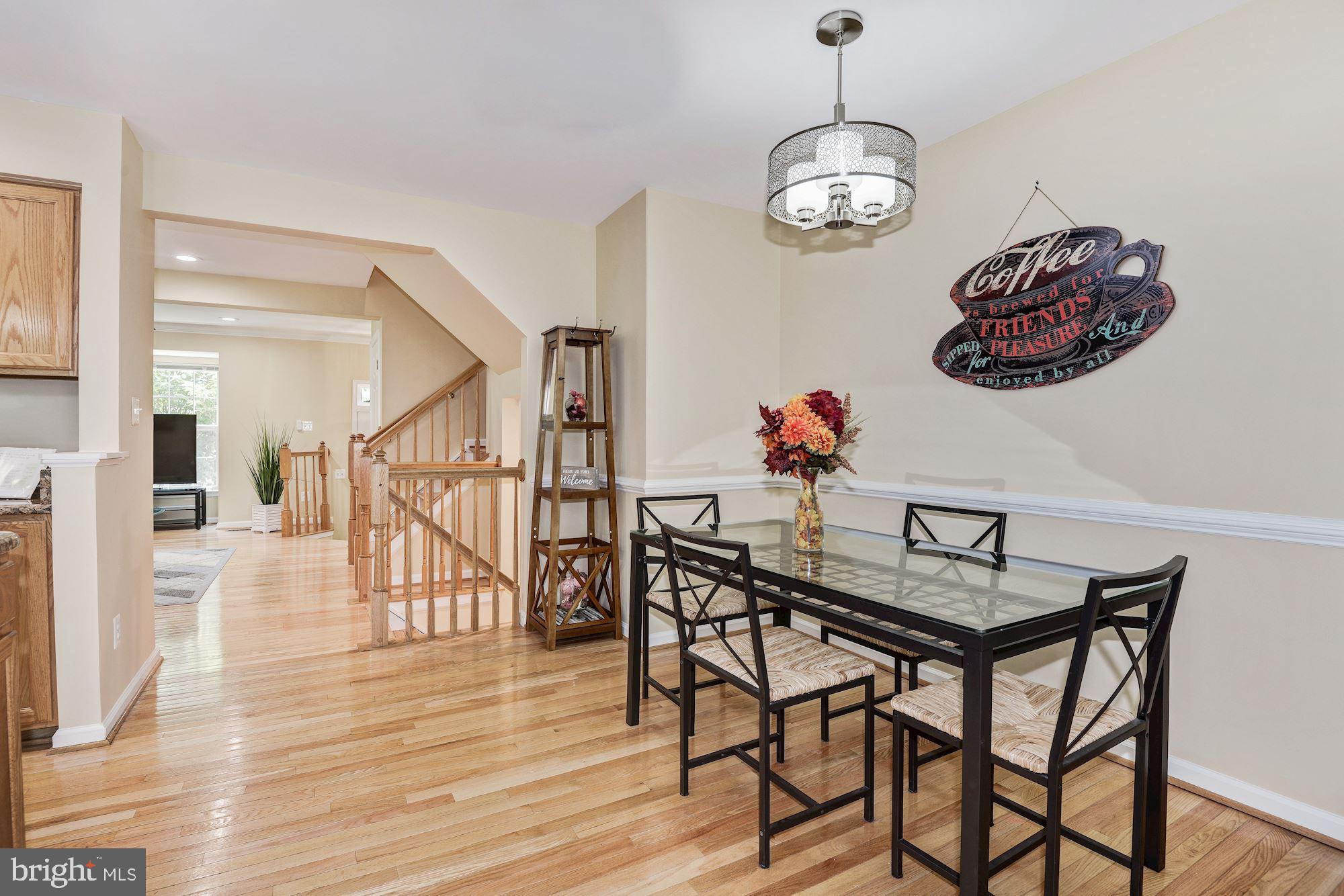 23017 Potomac Hill SQUARE