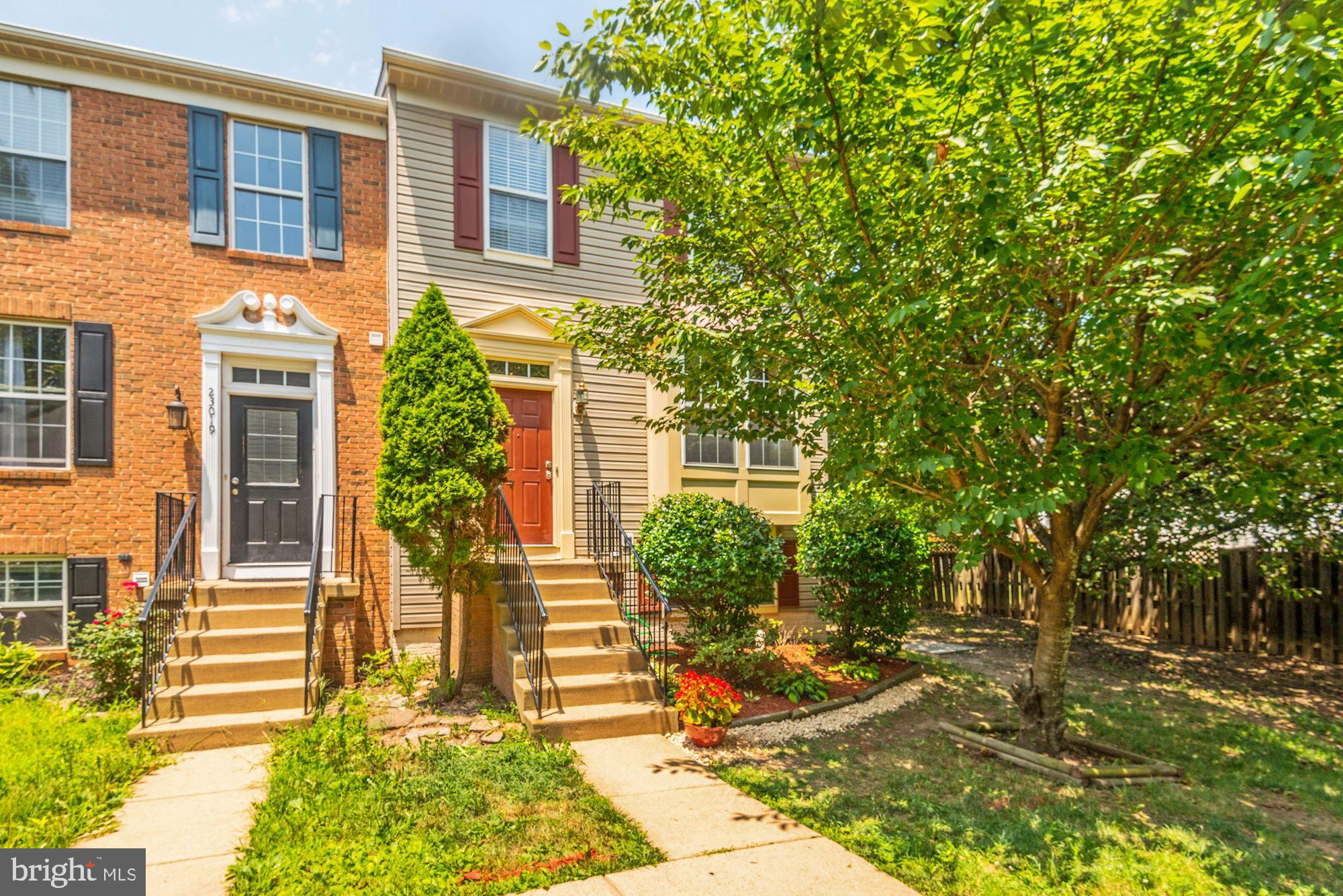 23017 Potomac Hill SQUARE