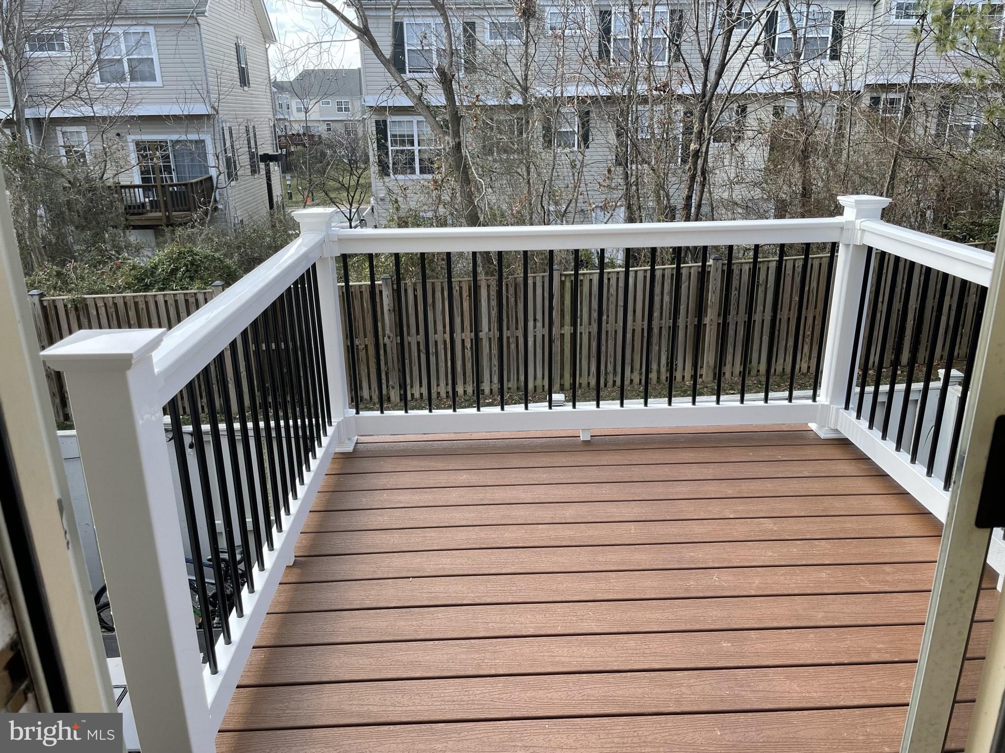 23017 Potomac Hill SQUARE