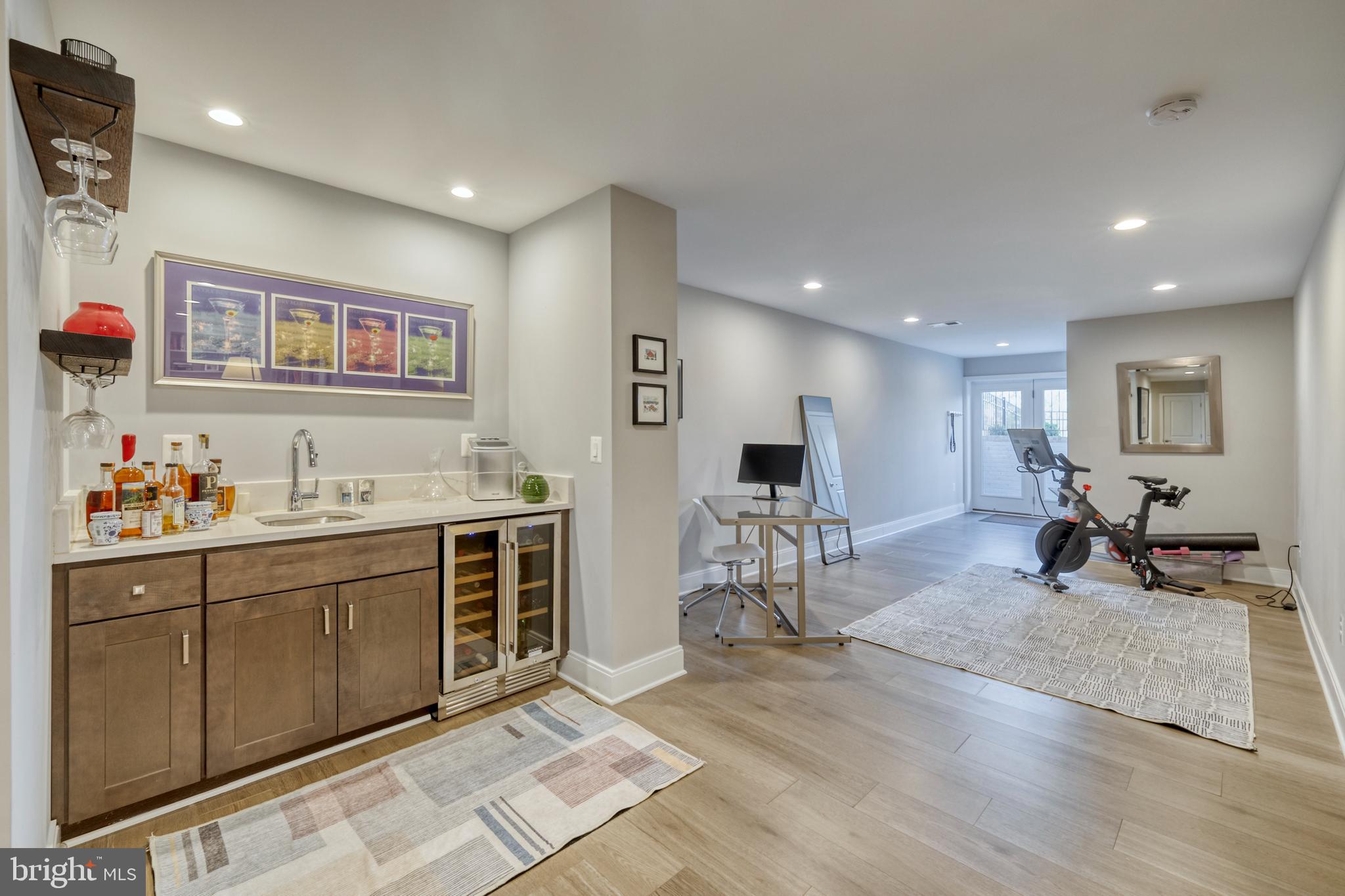 42858 Beaver Crossing SQUARE