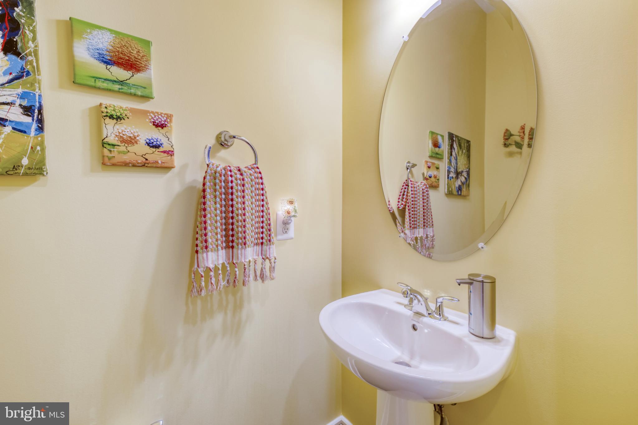 42858 Beaver Crossing SQUARE