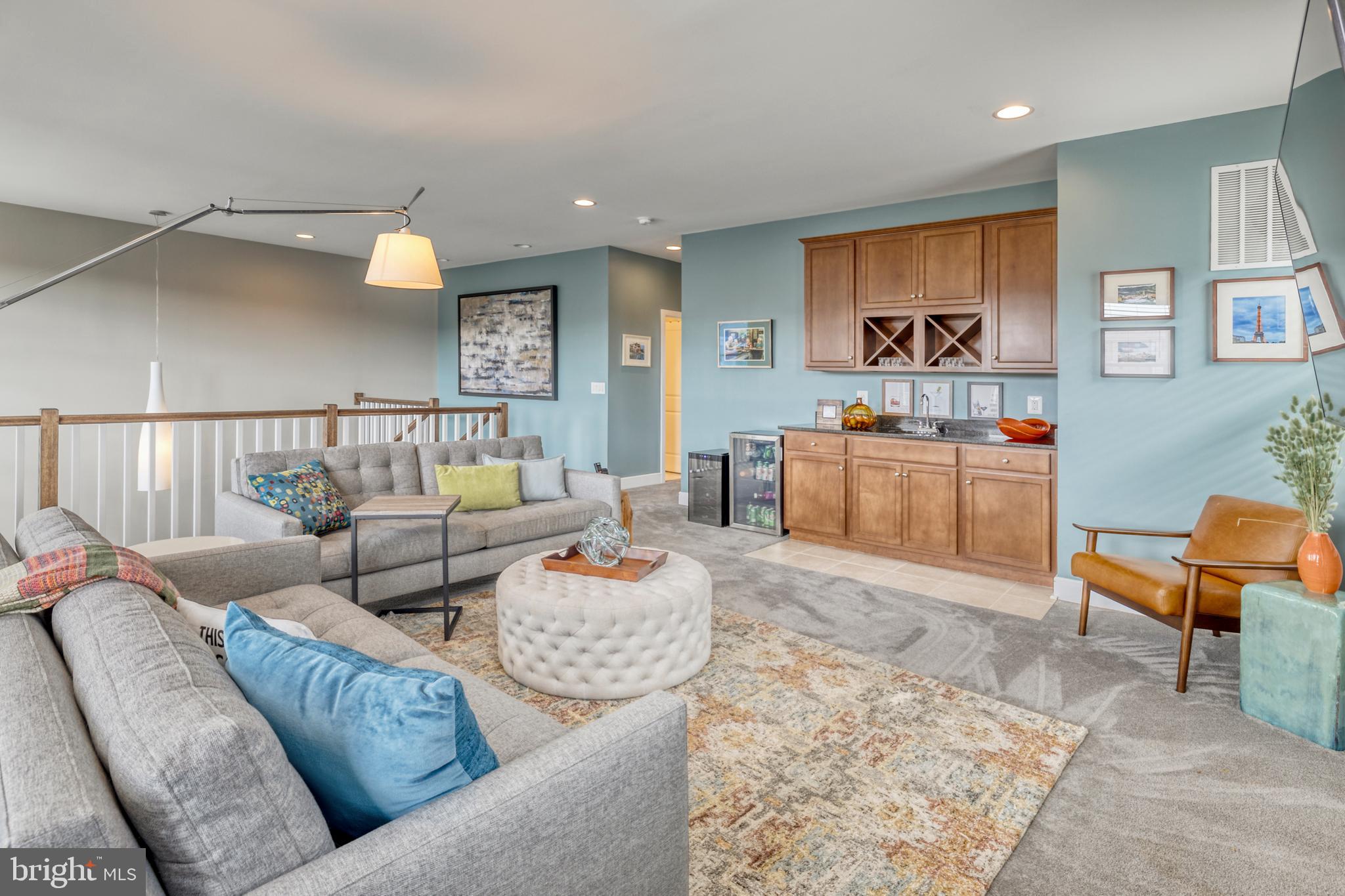 42858 Beaver Crossing SQUARE