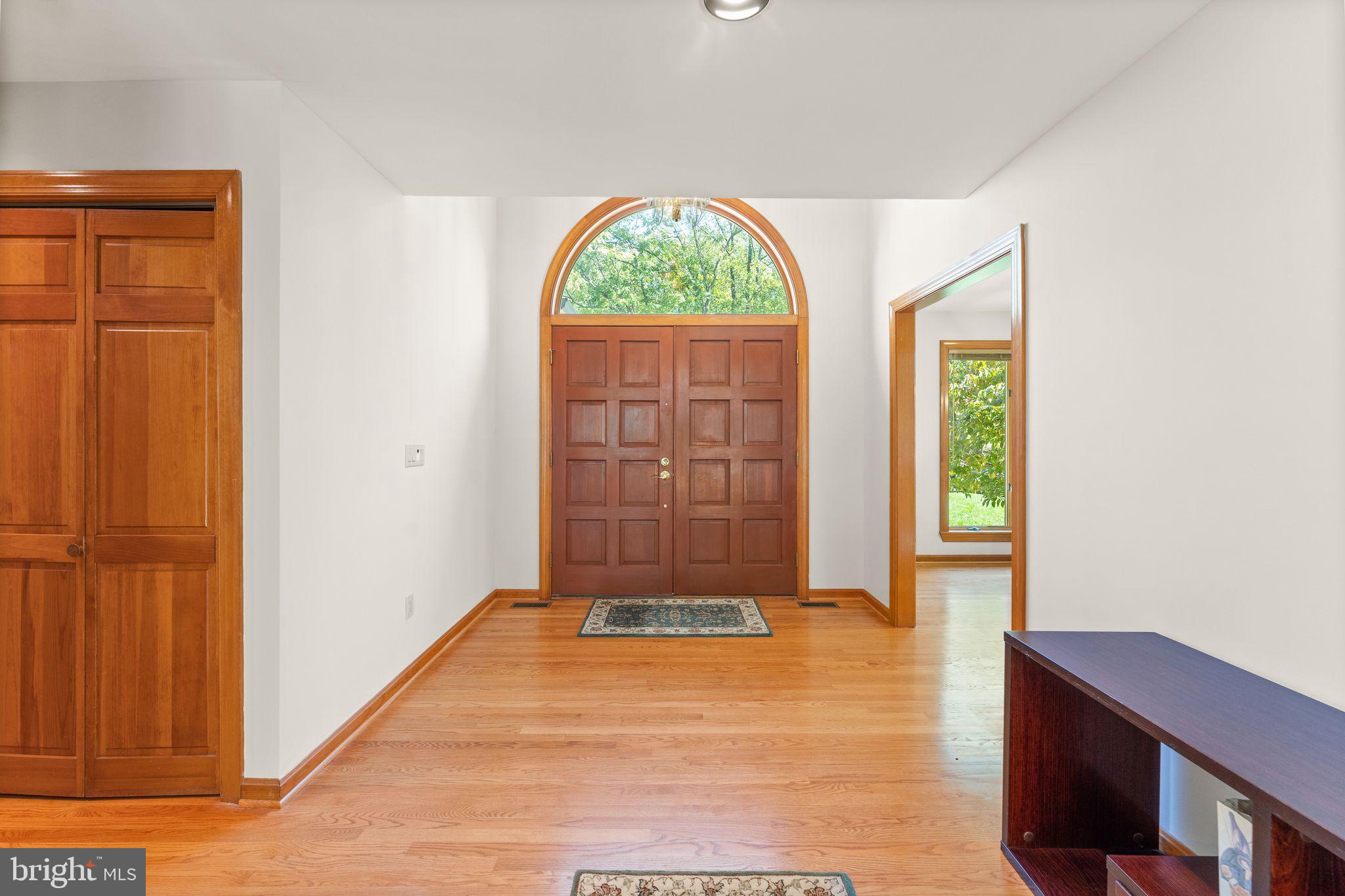 519 Fortress CIRCLE SE