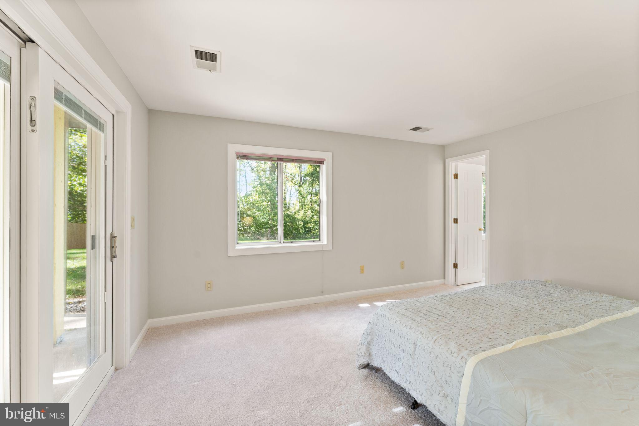 519 Fortress CIRCLE SE