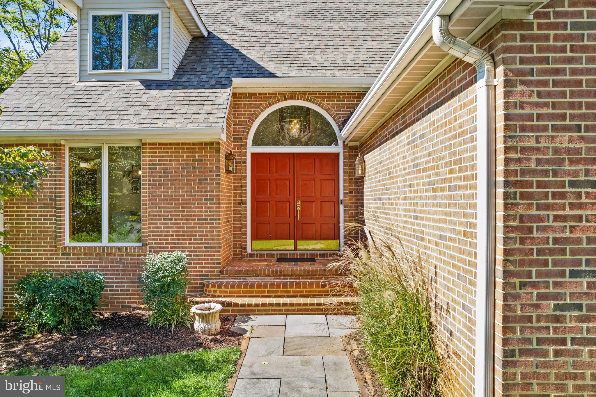 519 Fortress CIRCLE SE