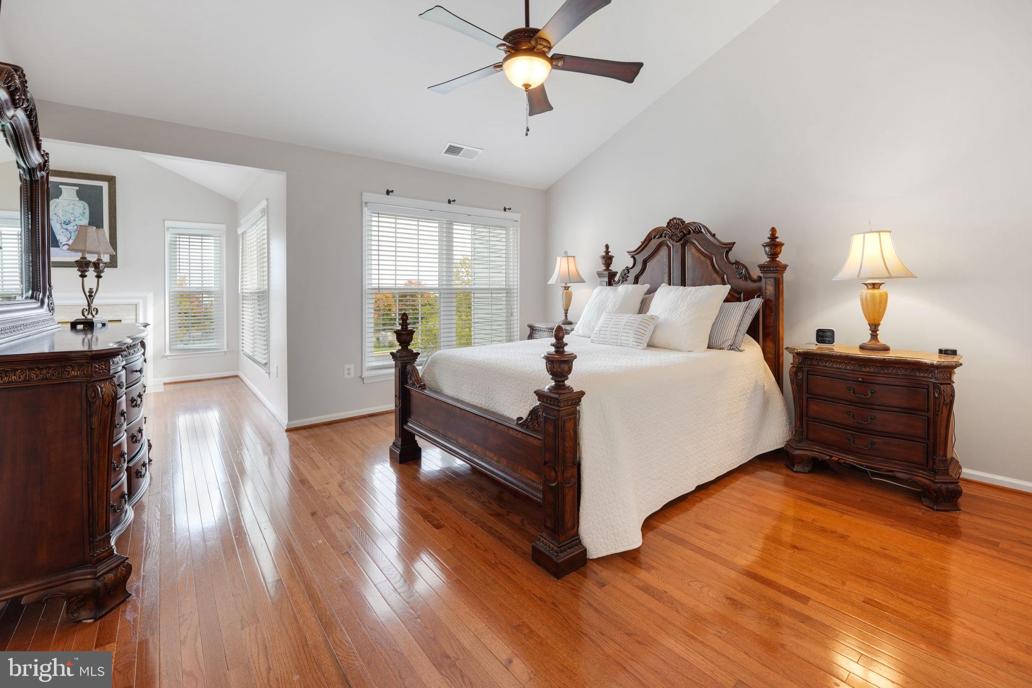21207 Owls Nest SQUARE