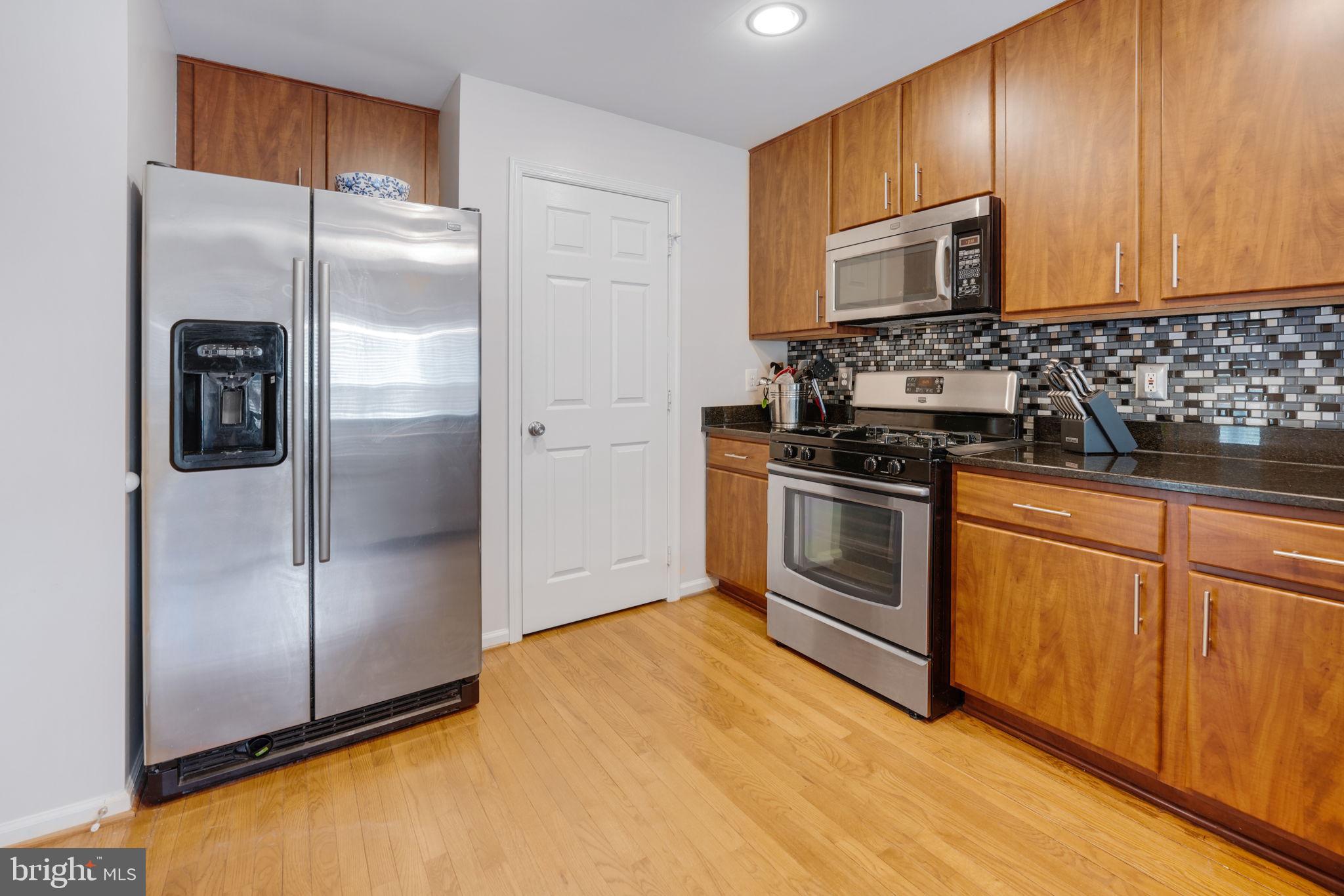 21207 Owls Nest SQUARE