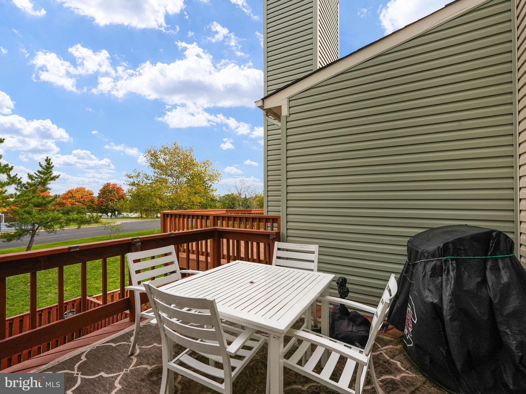 21207 Owls Nest SQUARE