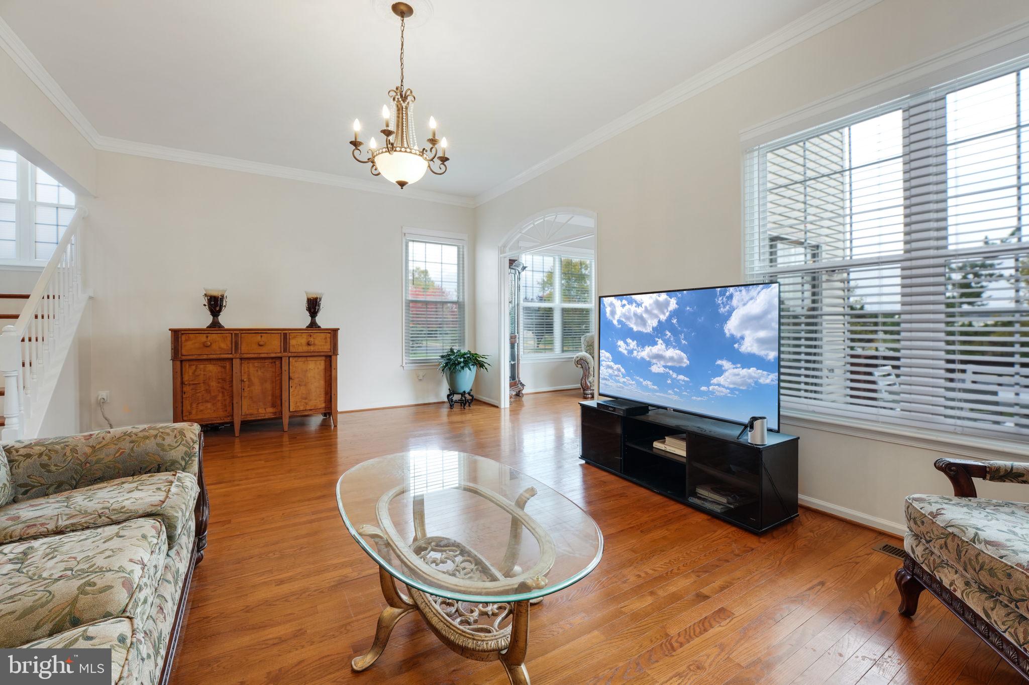 21207 Owls Nest SQUARE