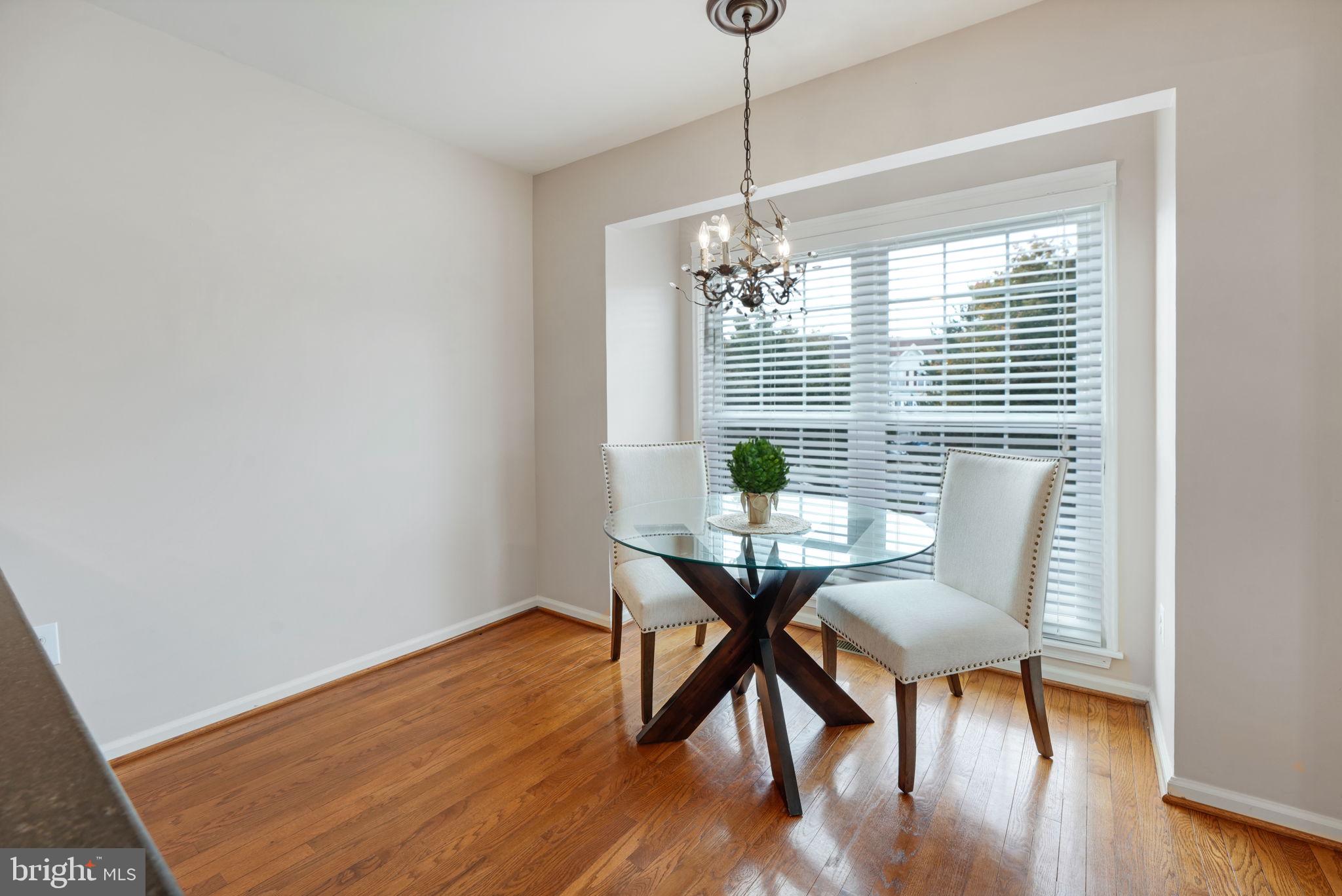 21207 Owls Nest SQUARE
