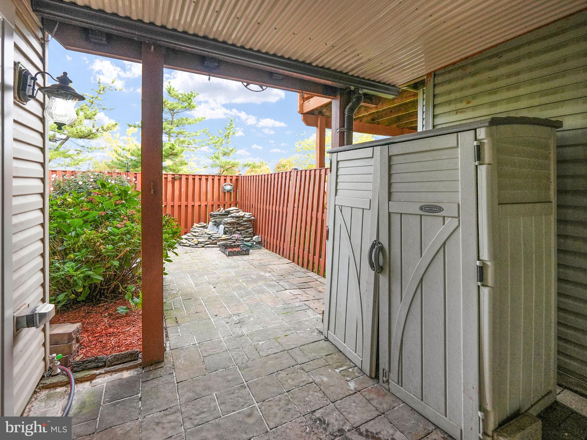 21207 Owls Nest SQUARE