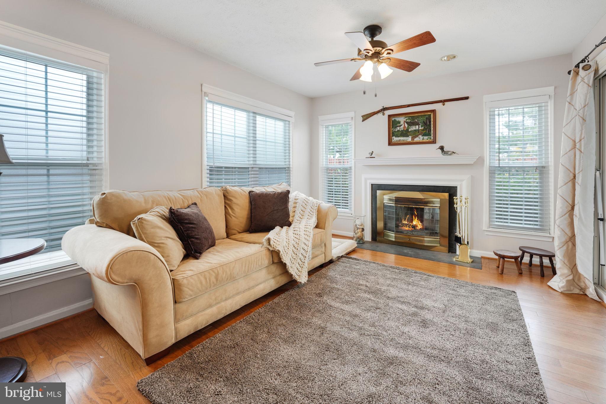 21207 Owls Nest SQUARE