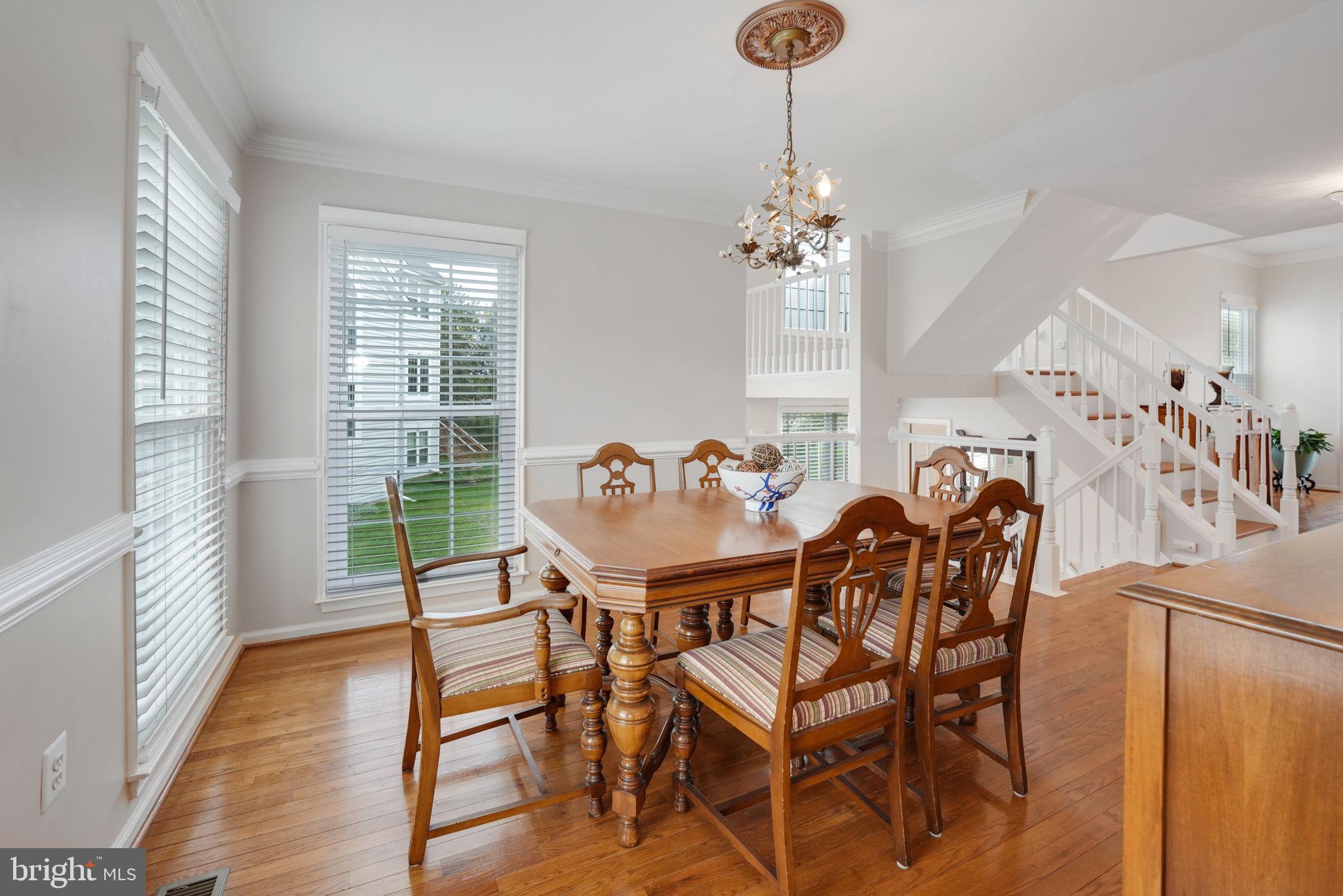21207 Owls Nest SQUARE