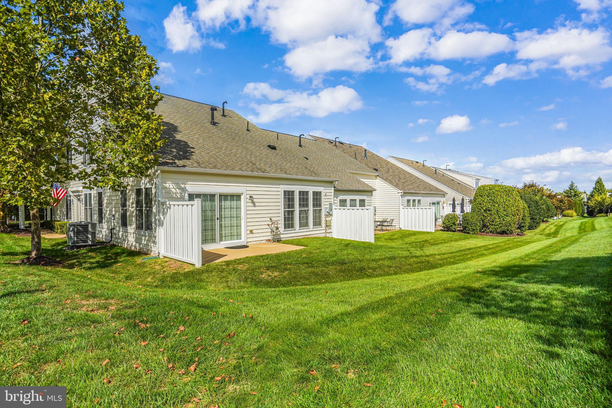 44401 Adare Manor SQUARE