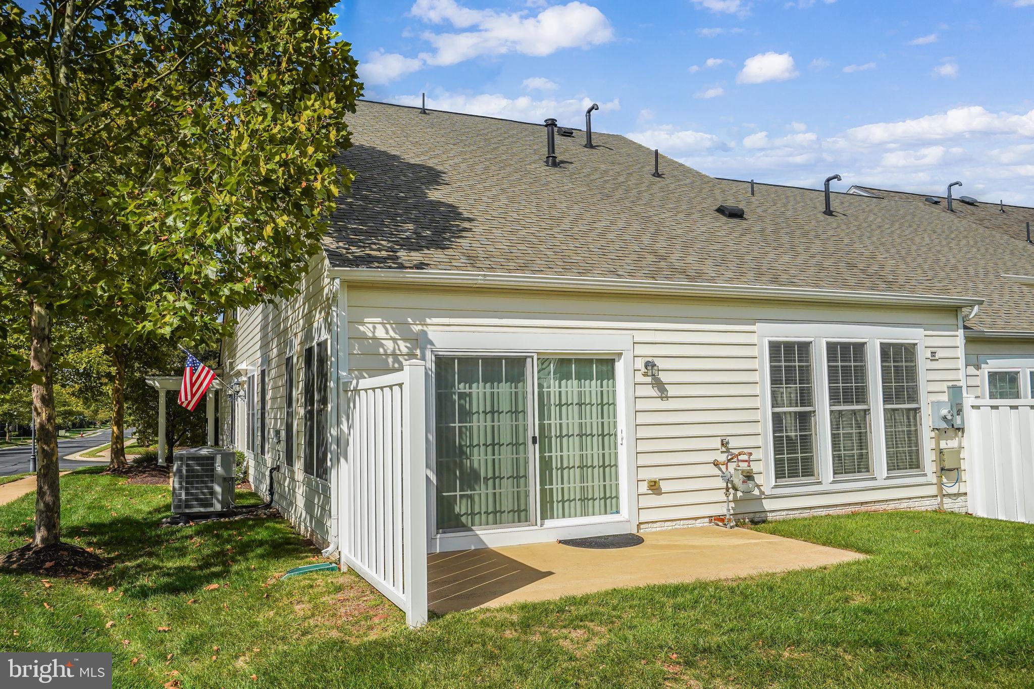 44401 Adare Manor SQUARE