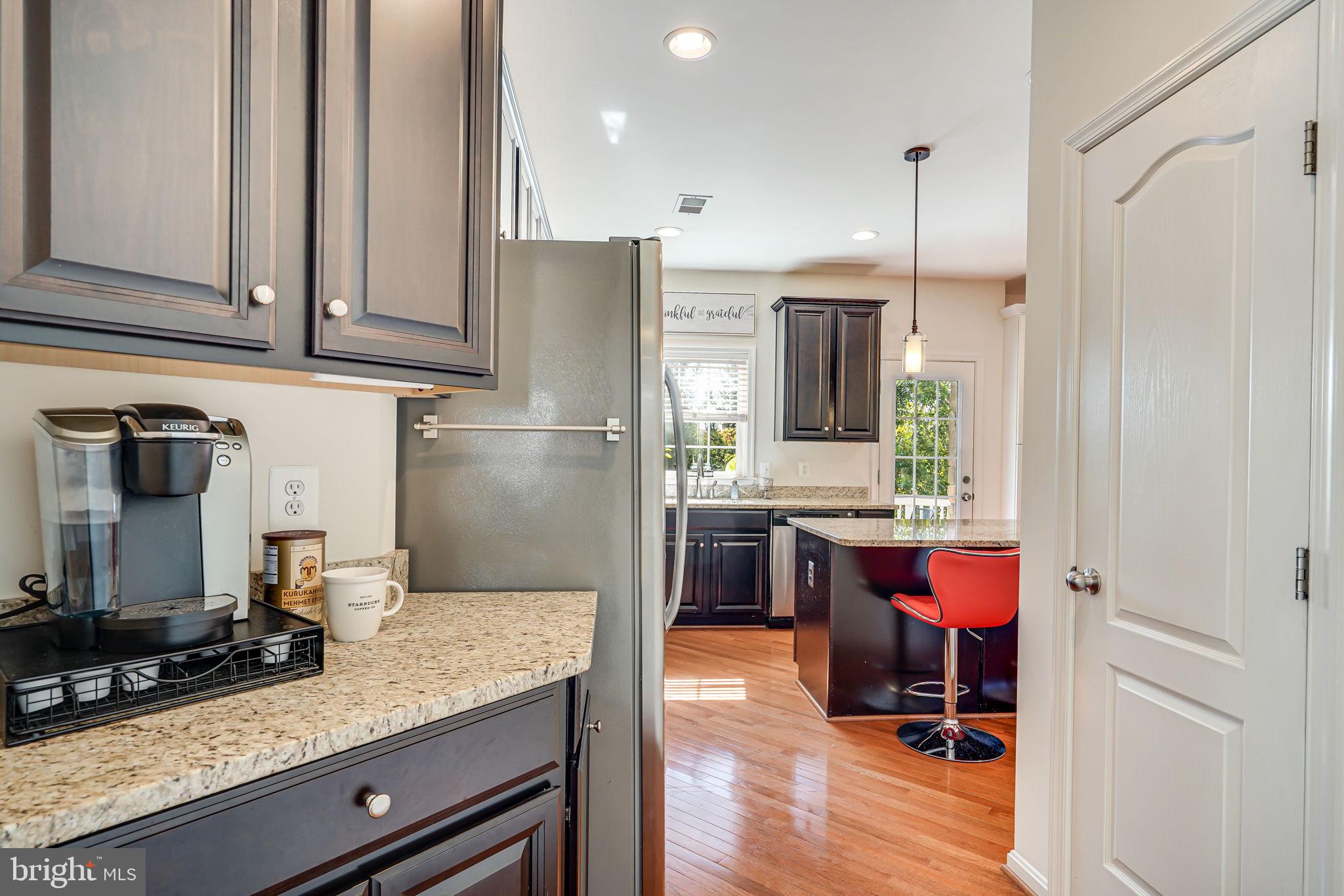 42377 Trellis SQUARE